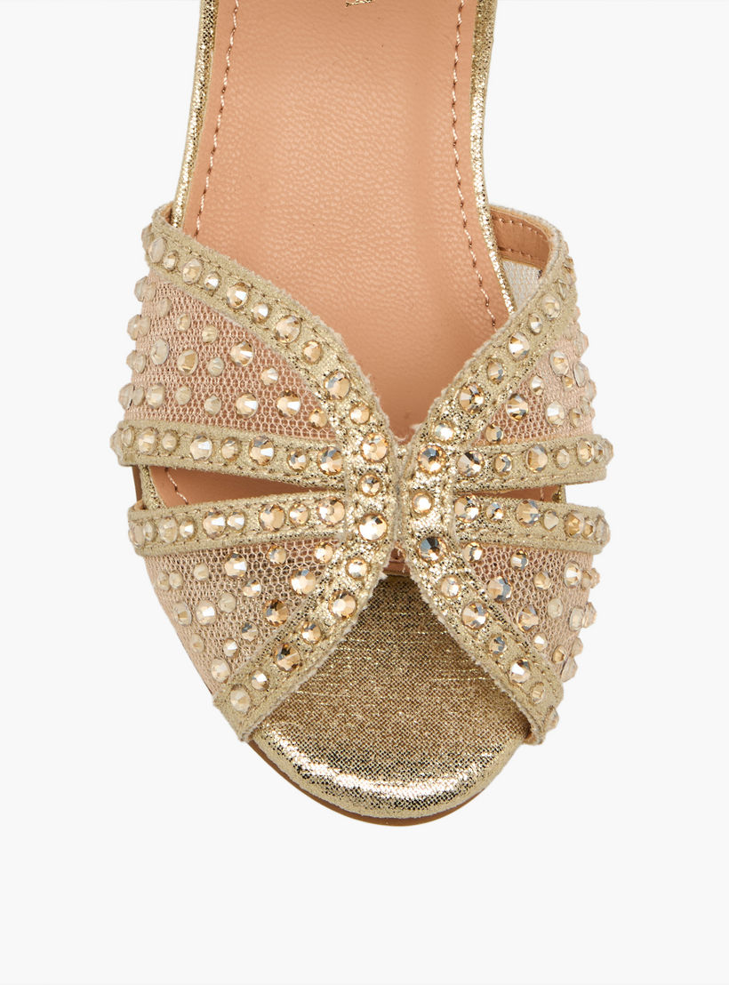صندل مزين بكعب سميك للبنات من فلورا بيلا-girls-shoes-sandals-image-4
