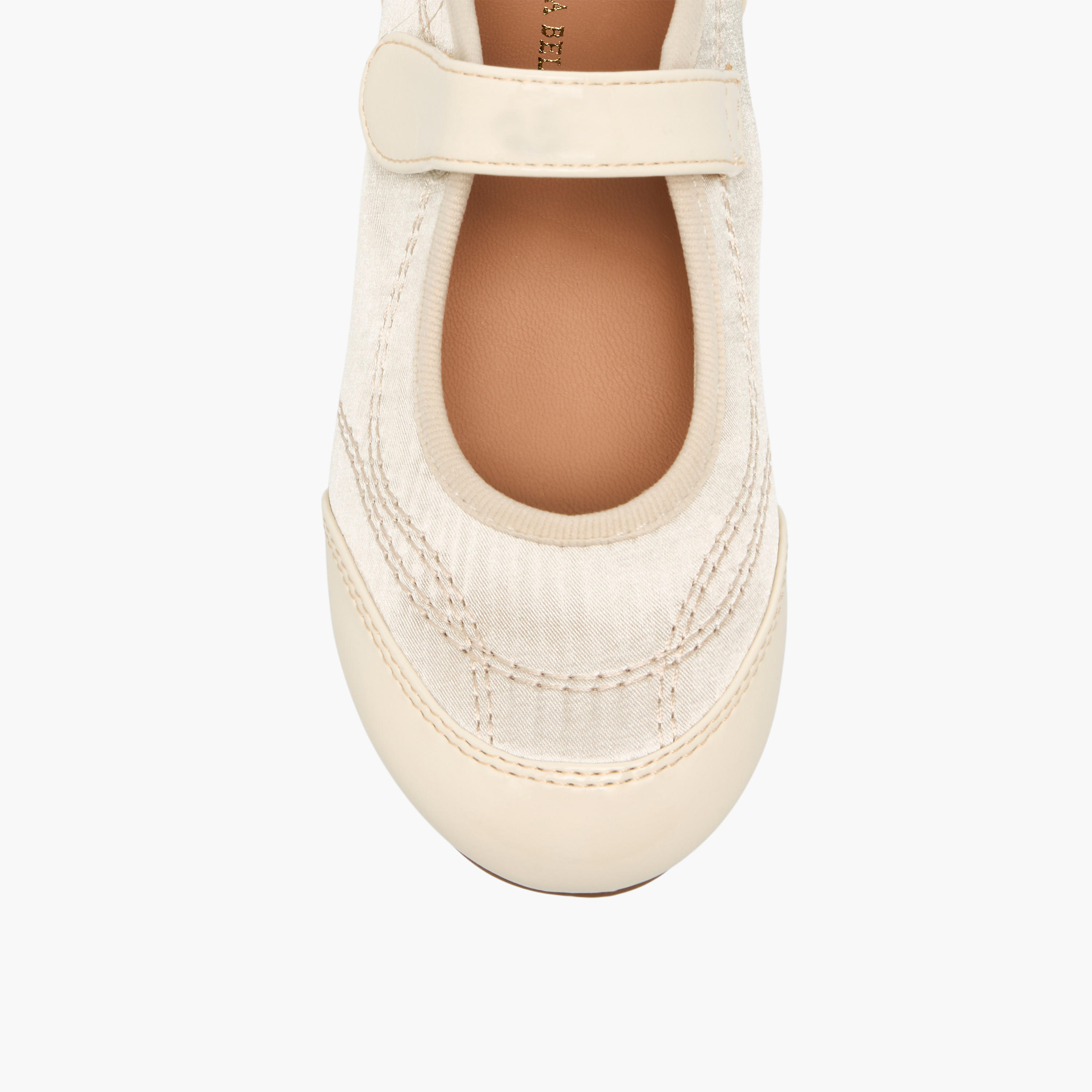 حذاء ماري جين بتفاصيل مغرزة للبنات من فلورا بيلا-girls-shoes-maryjanes-image-9