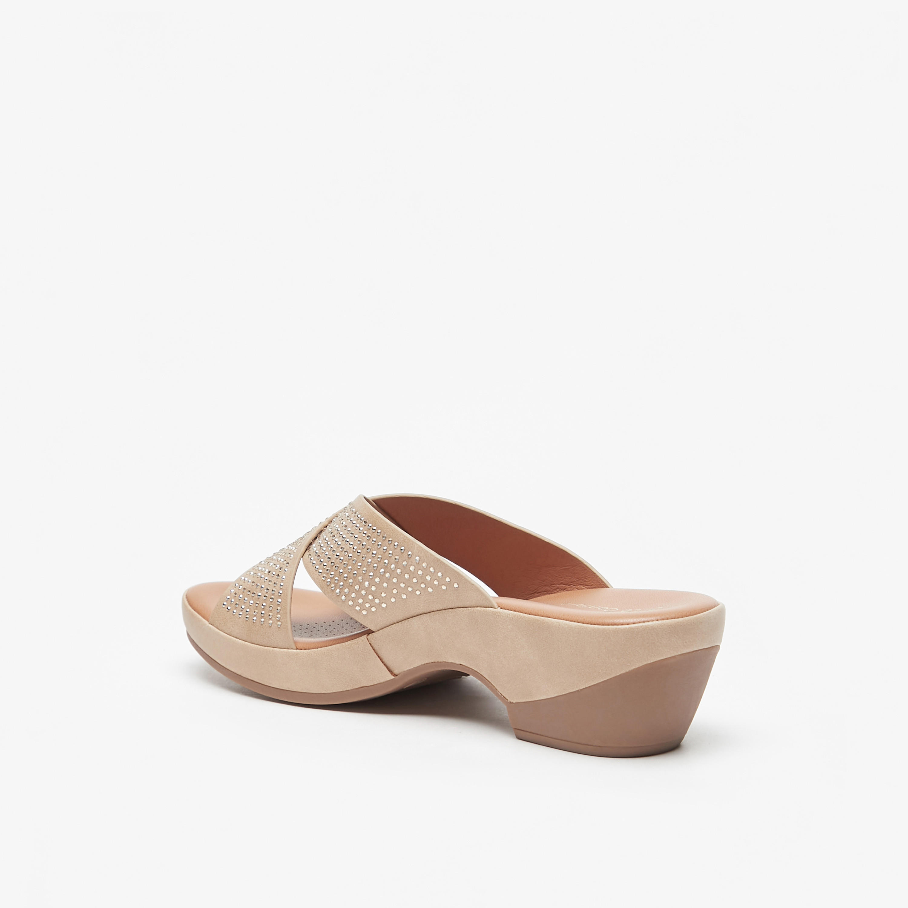صندل مريح مزيّن بحزام متقاطع وكعب سميك من لو كونفورت-women-shoes-sandals-heeled-image-8
