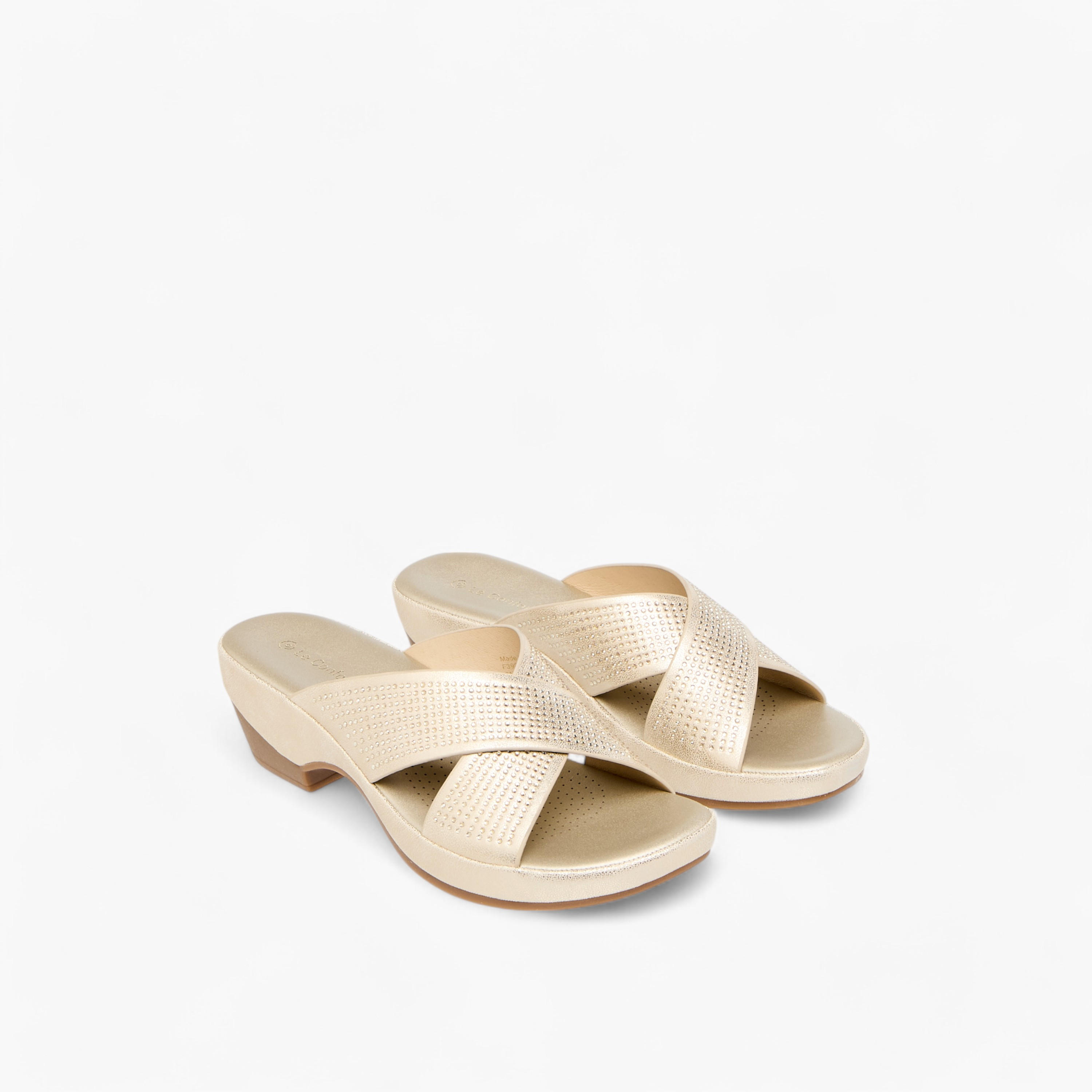 صندل مريح مزيّن بحزام متقاطع وكعب سميك من لو كونفورت-women-shoes-sandals-heeled-image-1