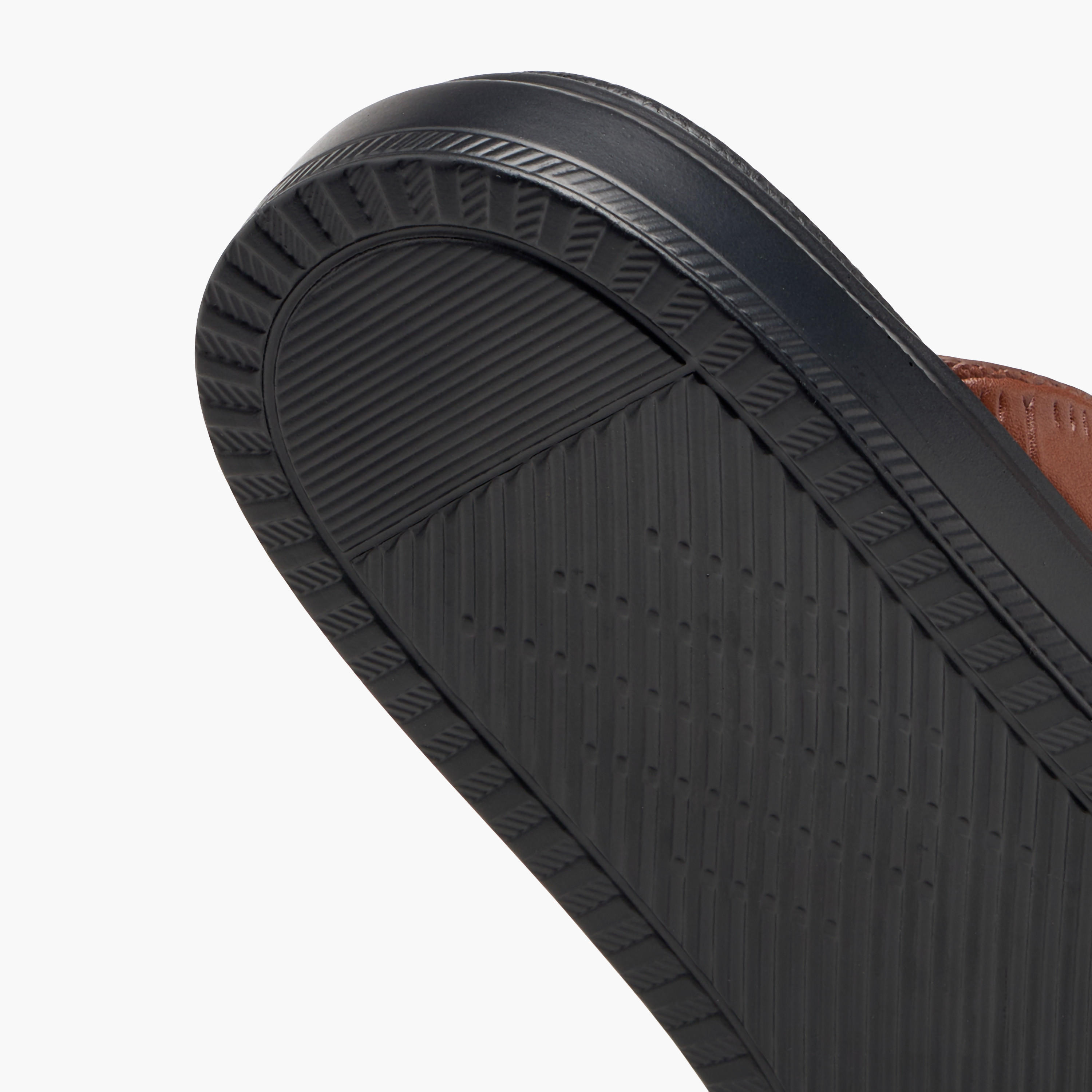 صندل مريح سهل الارتداء للرجال من دوتشيني-men-shoes-sandals-image-6