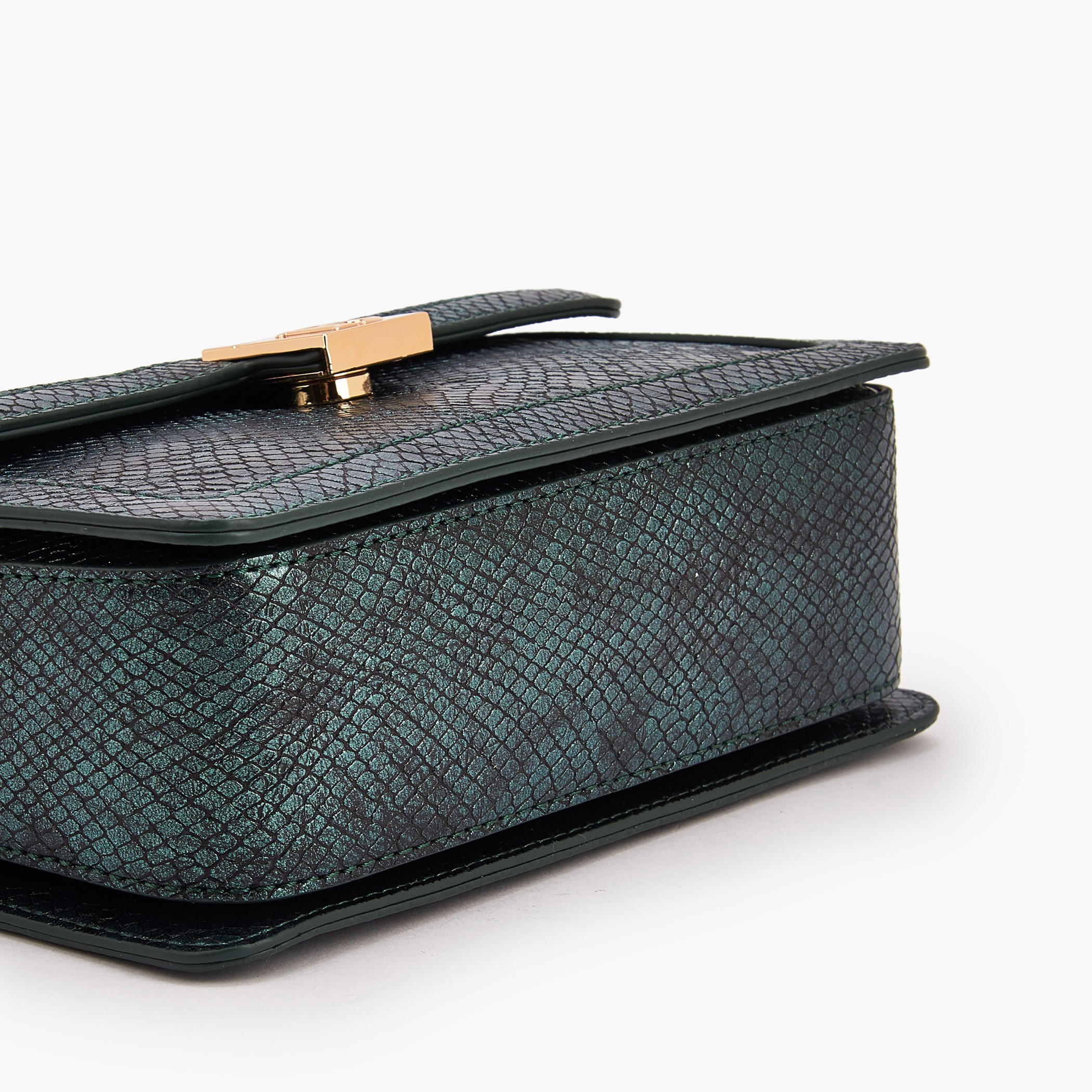 شنطة كروس بودي بارزة الملمس بحزام كتف قابل للفصل من فلورا بيلا-women-bagsandwallets-handbags-image-7
