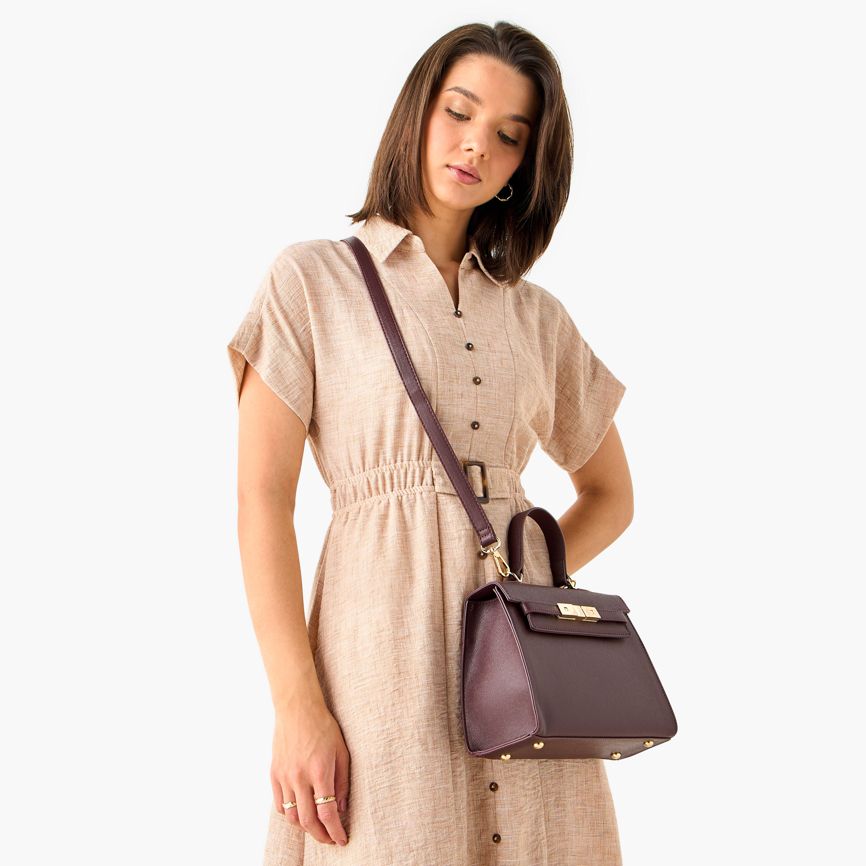 شنطة ساتشيل بارزة الملمس بحزام قابل للفصل وطية إغلاق من فلورا بيلا-women-bagsandwallets-handbags-image-2