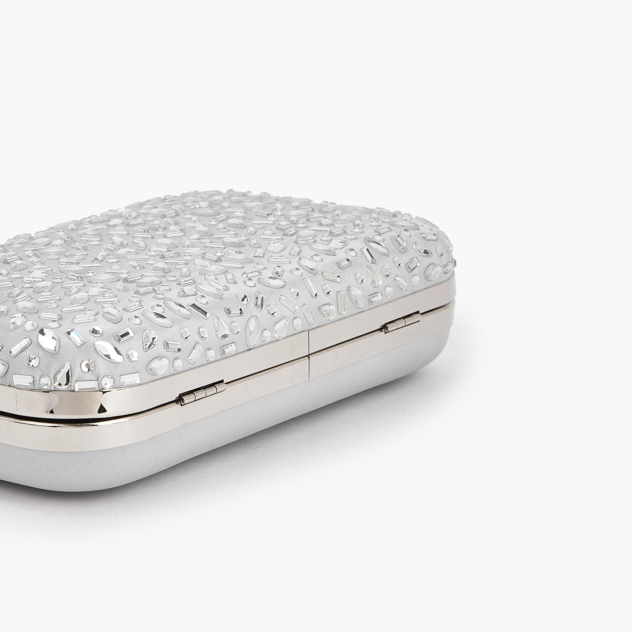 Floral Bella Embellished Clutch with Detachable Chain Strap-women-bagsandwallets-handbags-image-6