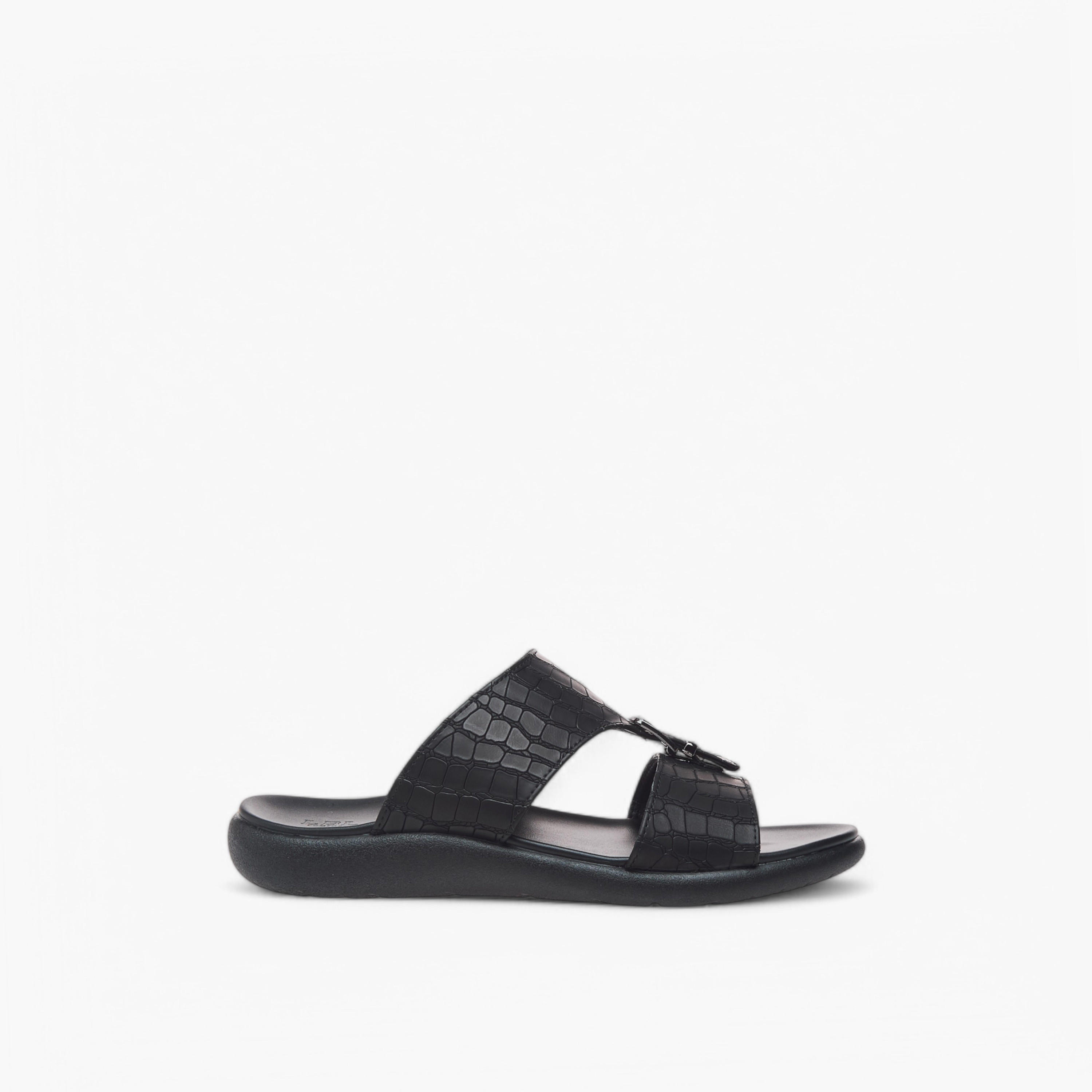 صندل عربي سهل الارتداء بزينة إبزيم من أل بي أل من شو إكسبريس-men-shoes-sandals-image-2
