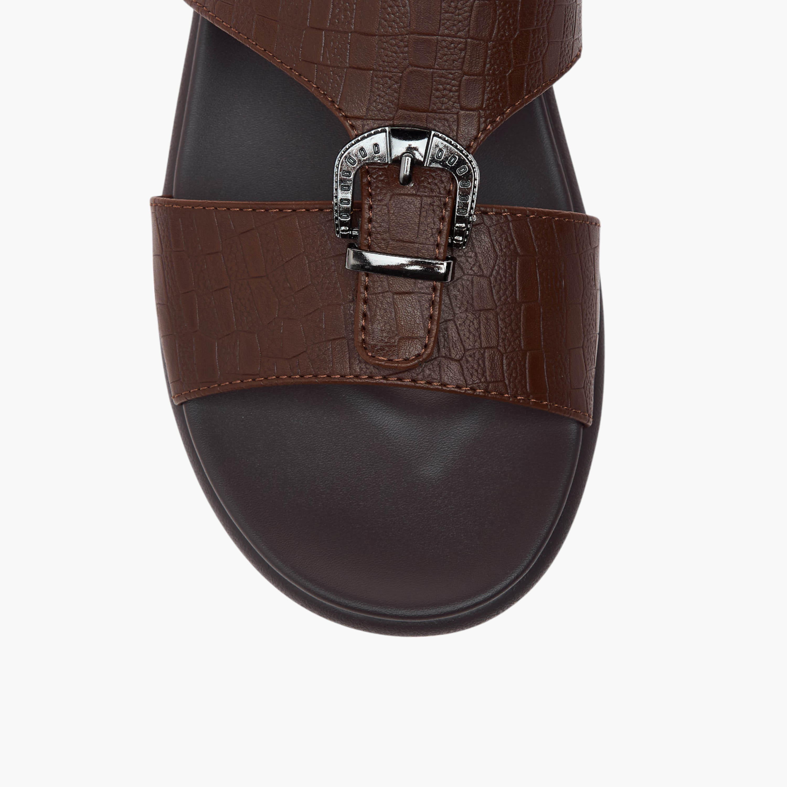 صندل عربي سهل الارتداء بزينة إبزيم من أل بي أل من شو إكسبريس-men-shoes-sandals-image-7