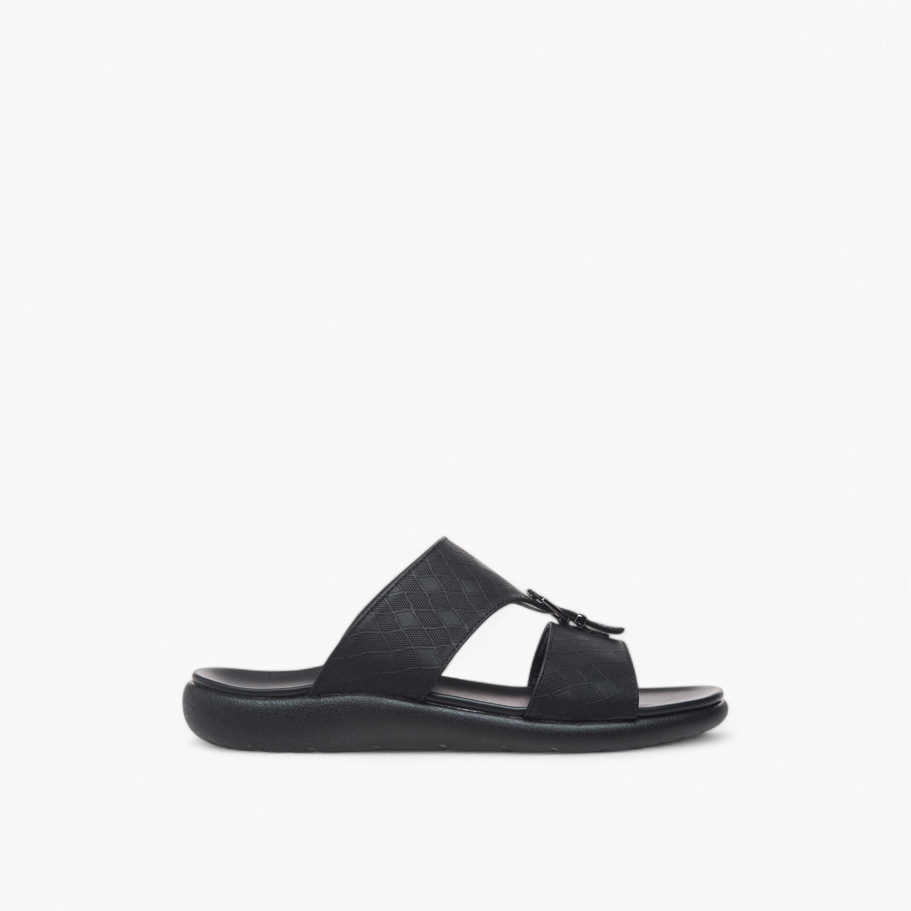 صندل عربي سهل الارتداء بزينة إبزيم من أل بي أل من شو إكسبريس-men-shoes-sandals-image-6