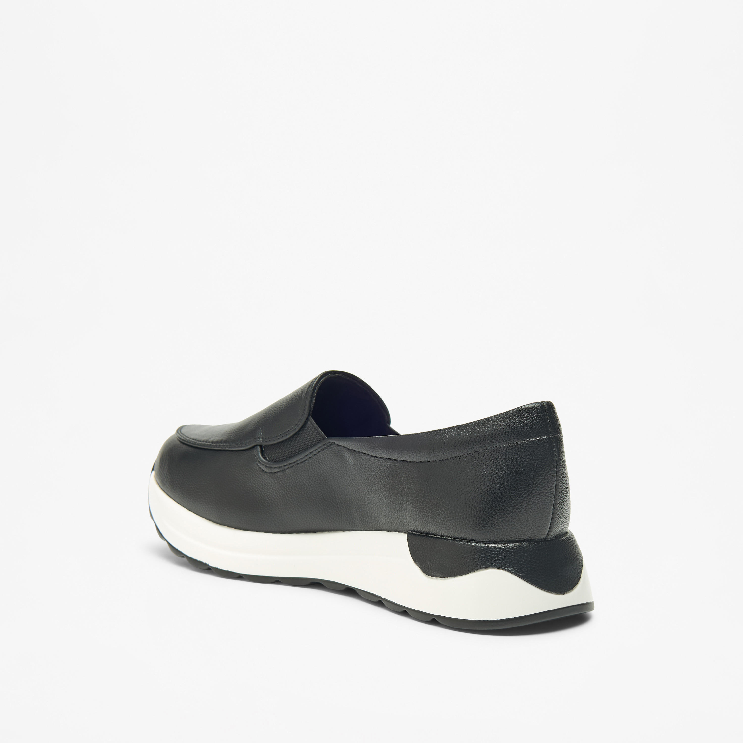 حذاء سادة سهل الارتداء بكعب بلاتفورم من فلورا بيلا-women-shoes-loafersandmoccasins-image-2