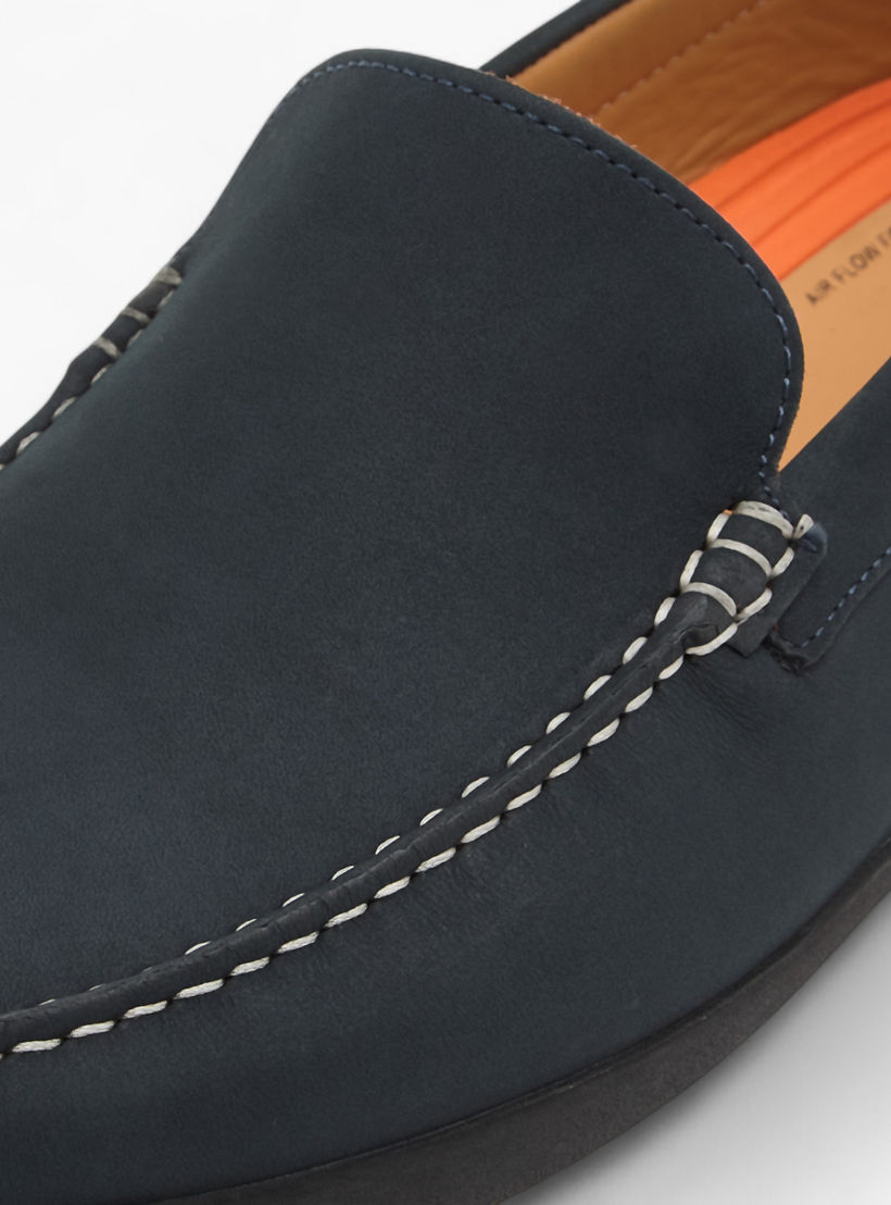 Le Confort Leather Solid Slip-On Comfort Moccasins-men-shoes-loafersandmoccasins-image-4