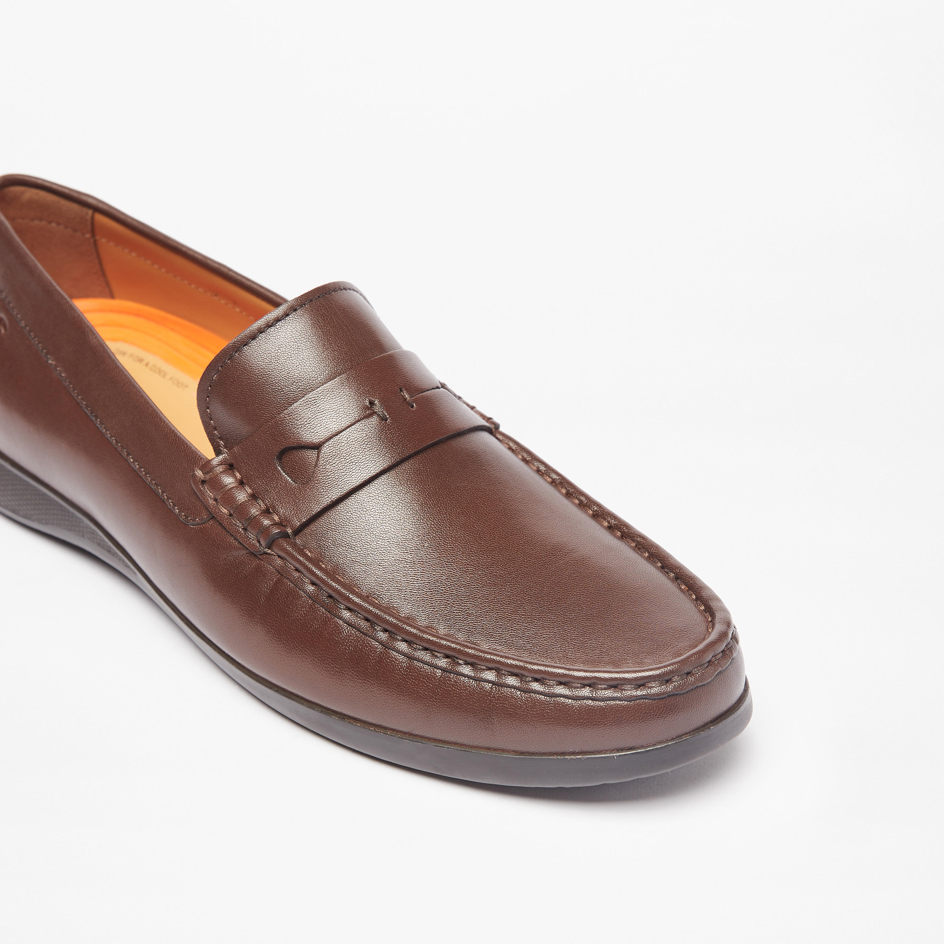 Le Confort Solid Leather Slip-On Loafers-men-shoes-formalshoes-image-5