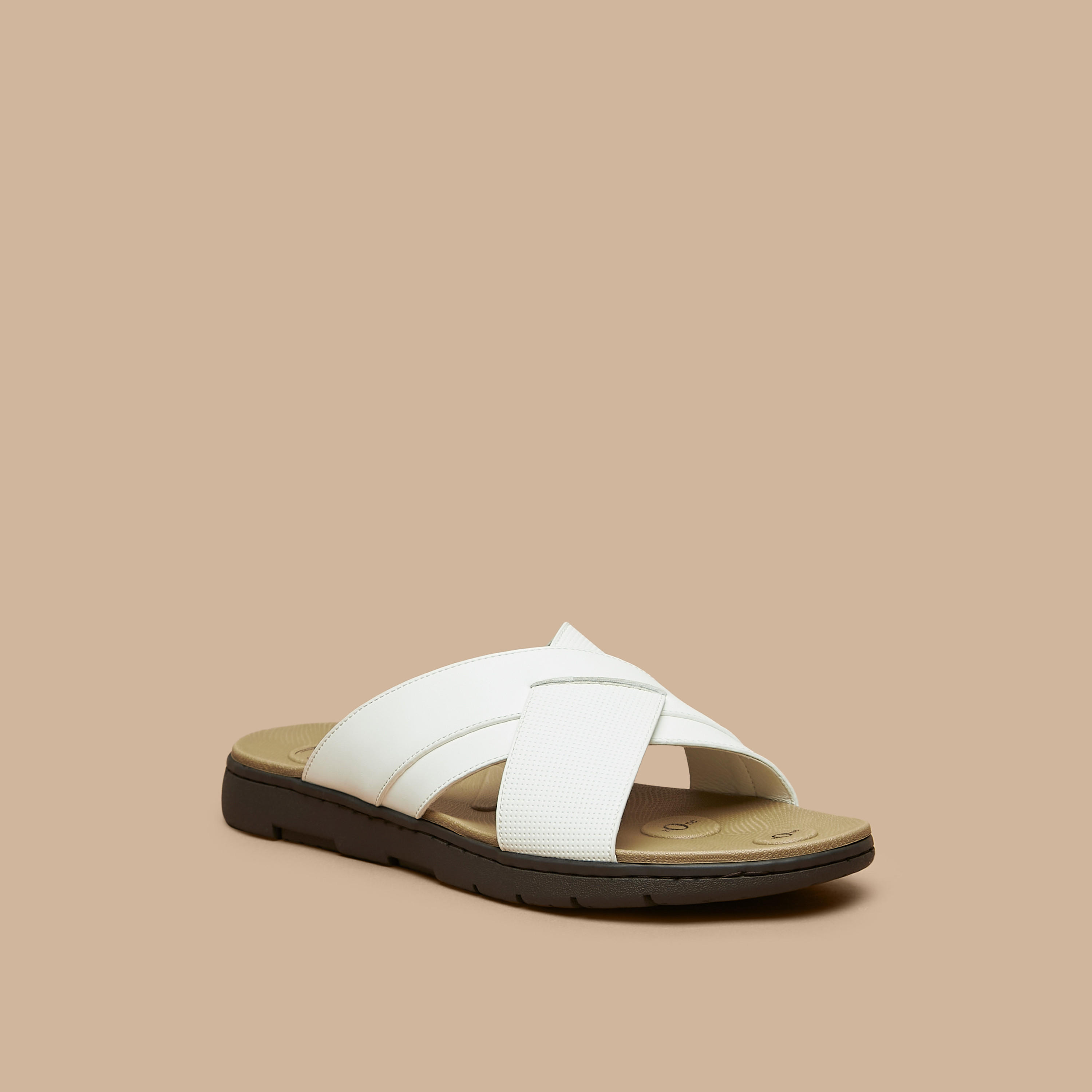 صندل سهل الارتداء بأحزامة متقاطعة من لو كونفورت-men-shoes-sandals-image-2