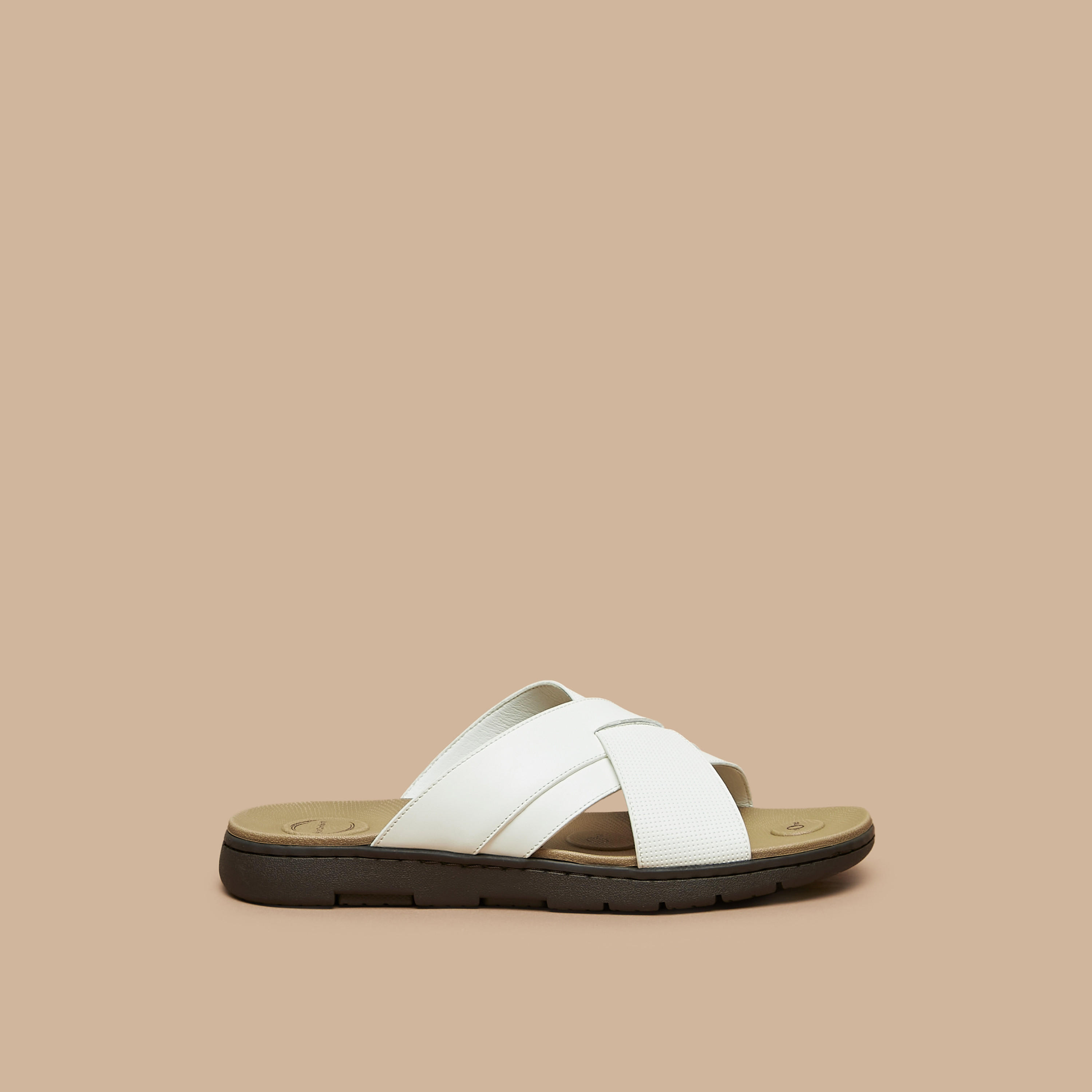 صندل سهل الارتداء بأحزامة متقاطعة من لو كونفورت-men-shoes-sandals-image-3