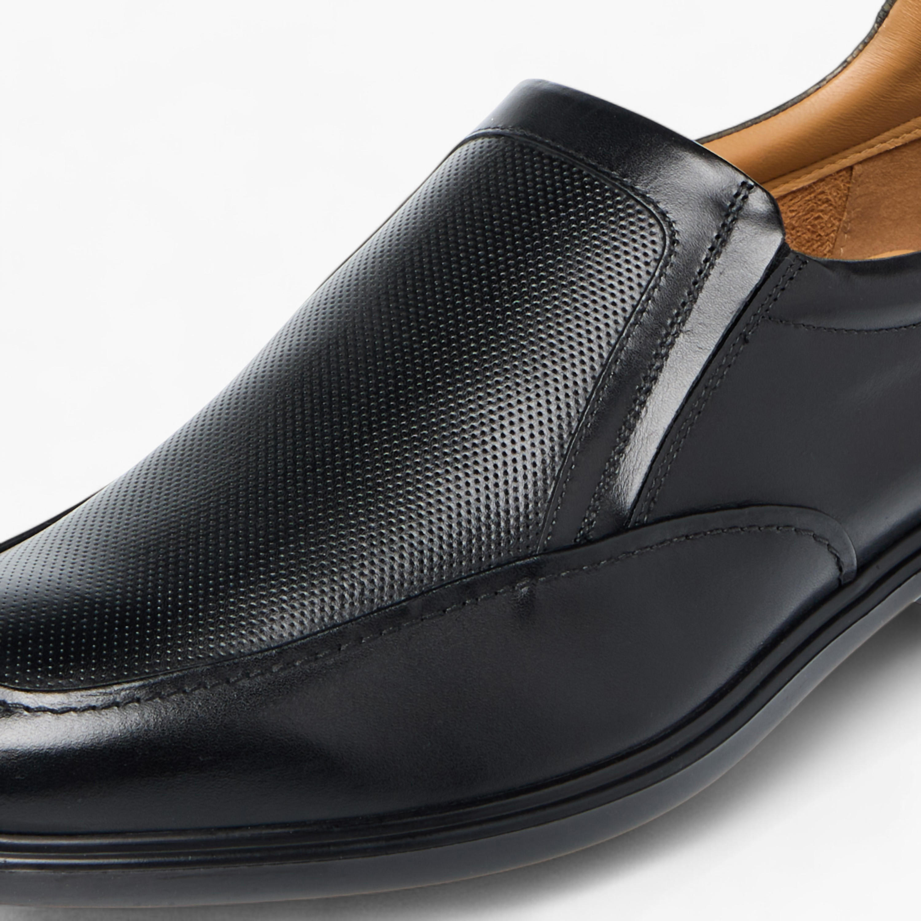 Duchini Men's Leather Textured Slip-On Loafers-men-shoes-formalshoes-image-4