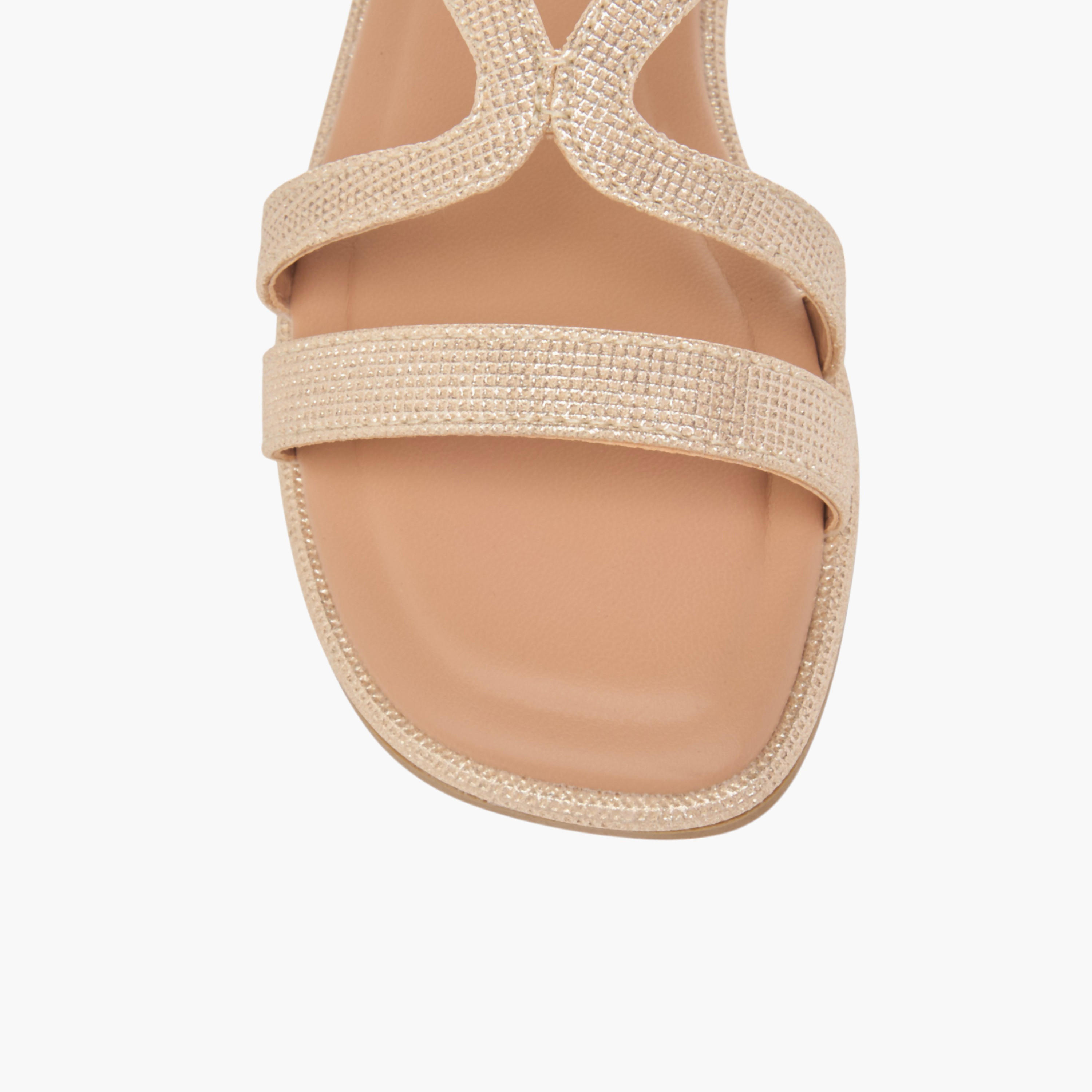 صندل بأحزمة متعددة وشريط إغلاق من ليتل ميسي-girls-shoes-sandals-image-3