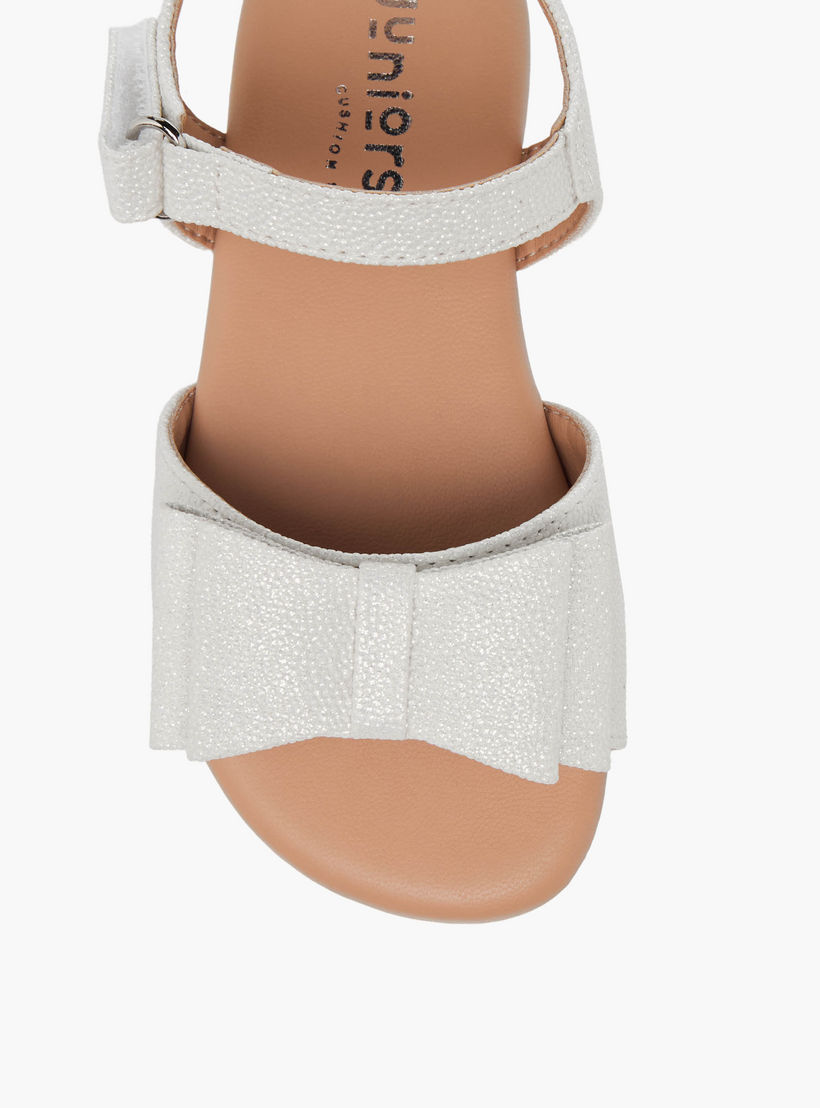 صندل بشريط إغلاق لاصق وفيونكة للبنات من جونيورز-girls-shoes-sandals-image-3