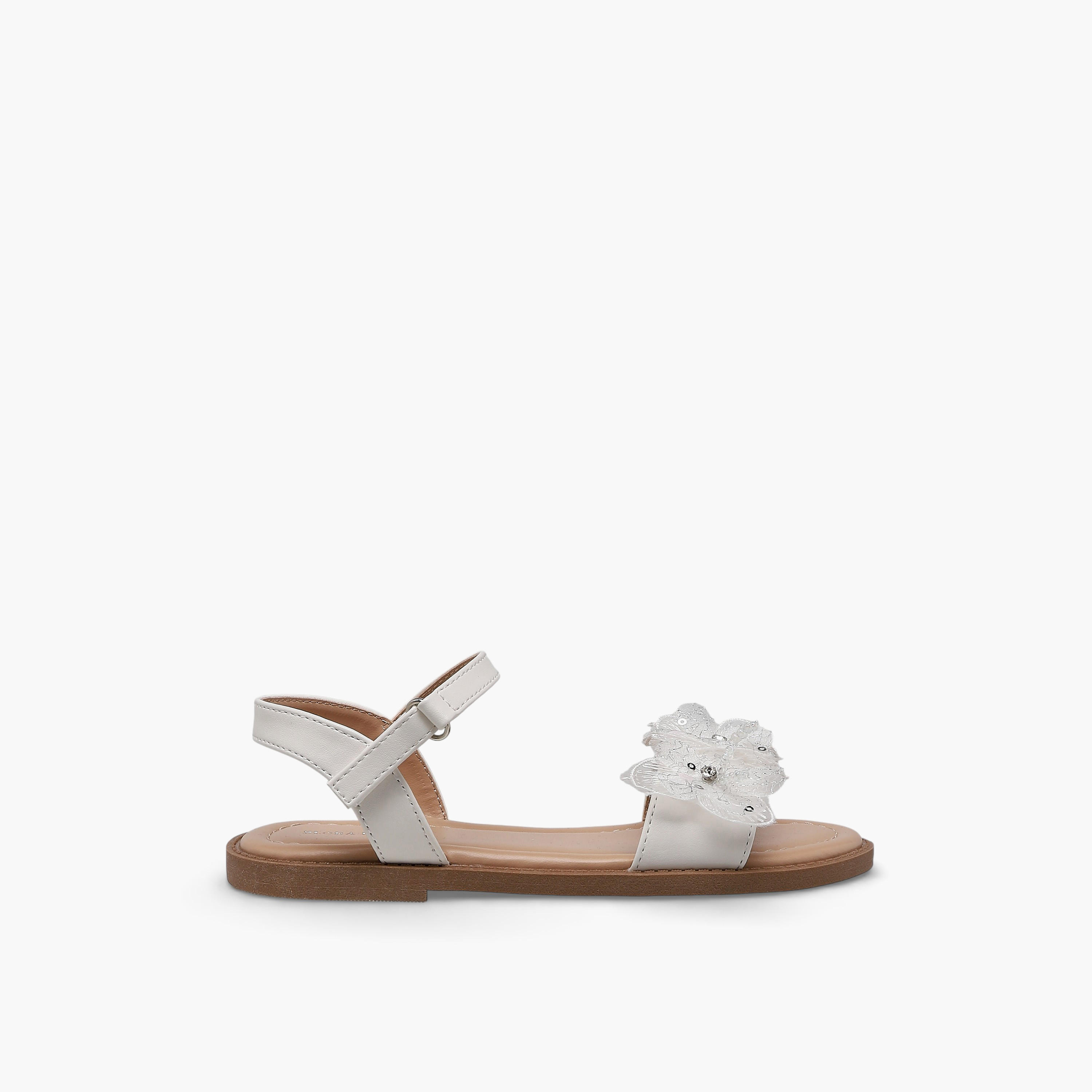 صندل بحزام وزخارف زهرية للبنات من فلورا بيلا-girls-shoes-sandals-image-2