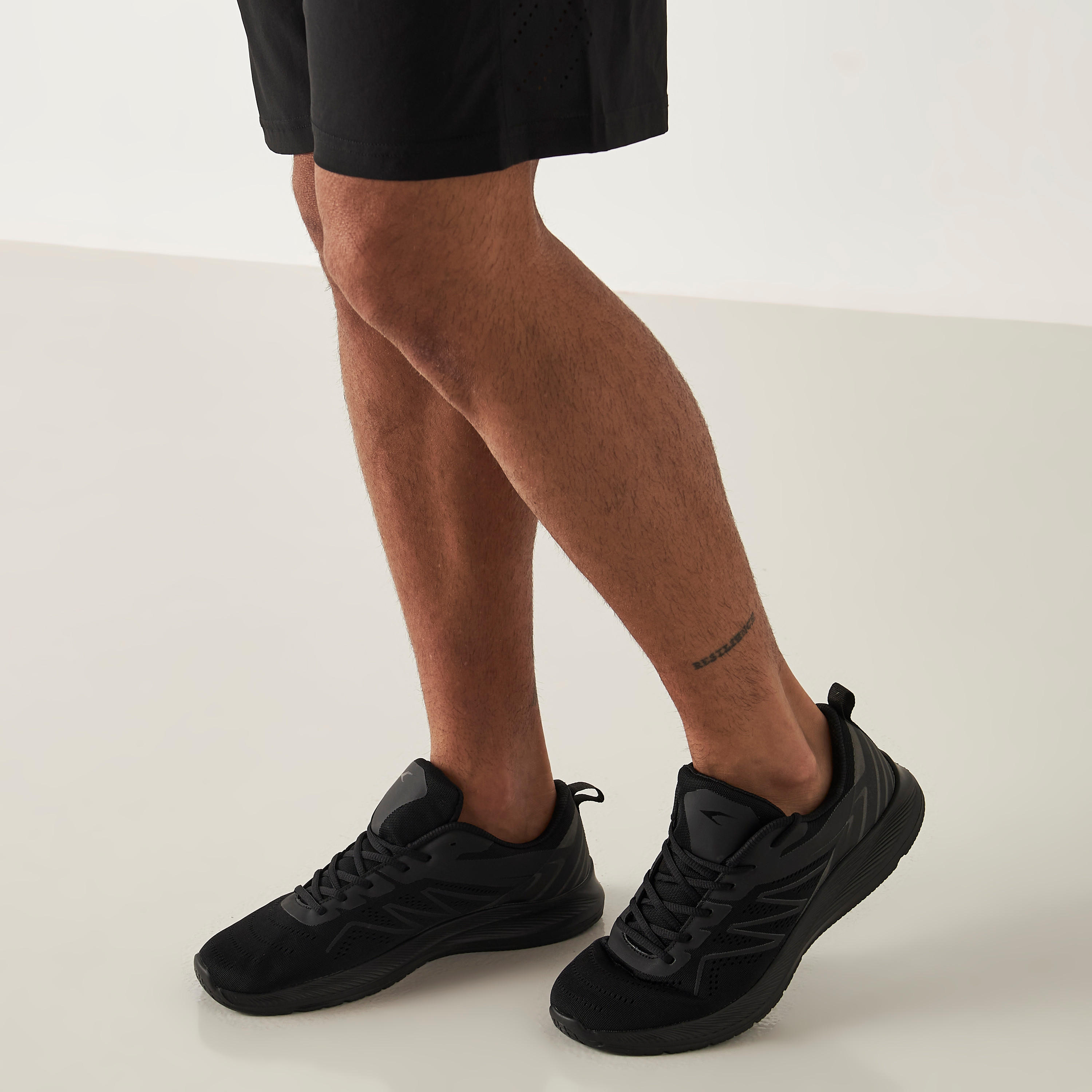 حذاء سنيكرز خفيف الوزن بارز الملمس برباط من داش-sports-men-shoes-image-5