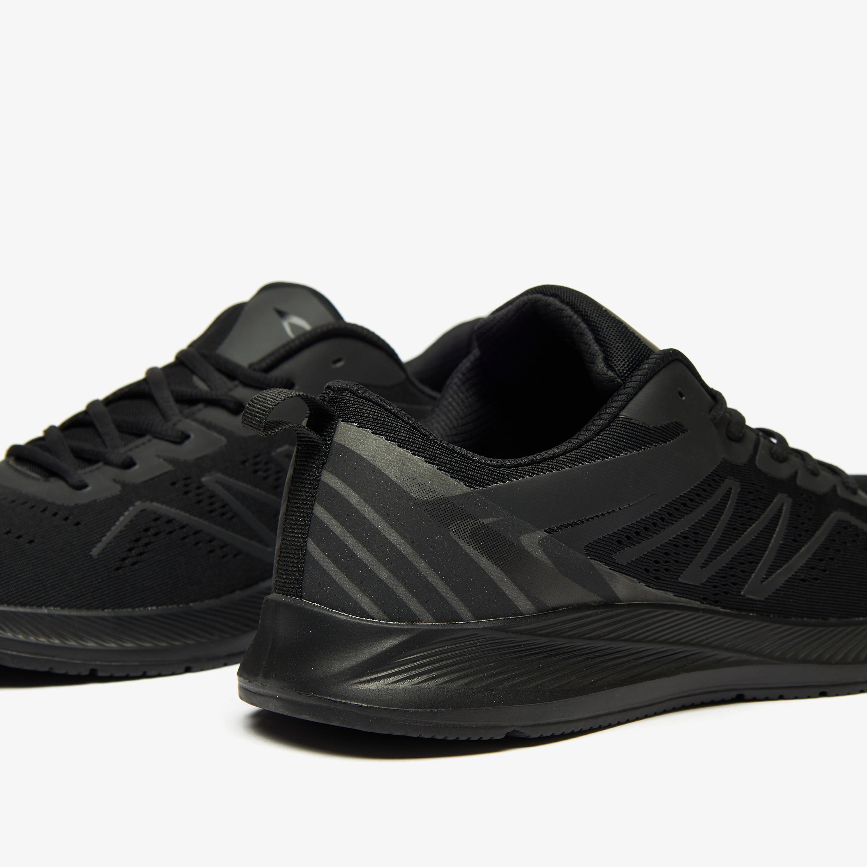 حذاء سنيكرز خفيف الوزن بارز الملمس برباط من داش-sports-men-shoes-image-3