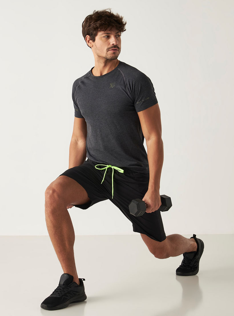 حذاء سنيكرز خفيف الوزن بارز الملمس برباط من داش-sports-men-shoes-image-2