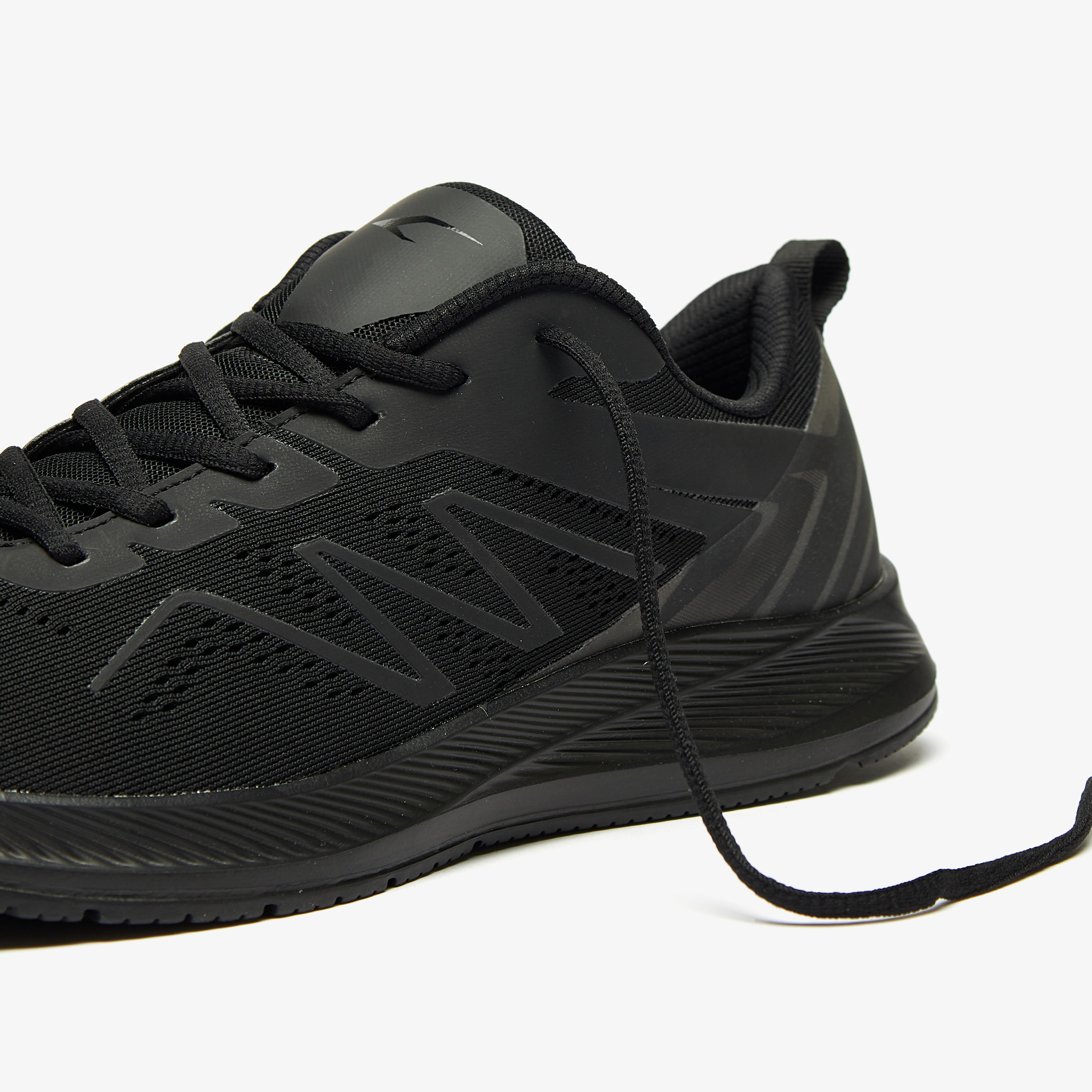 Dash Textured Lace-Up Lightweight Sneakers-sports-men-shoes-image-6