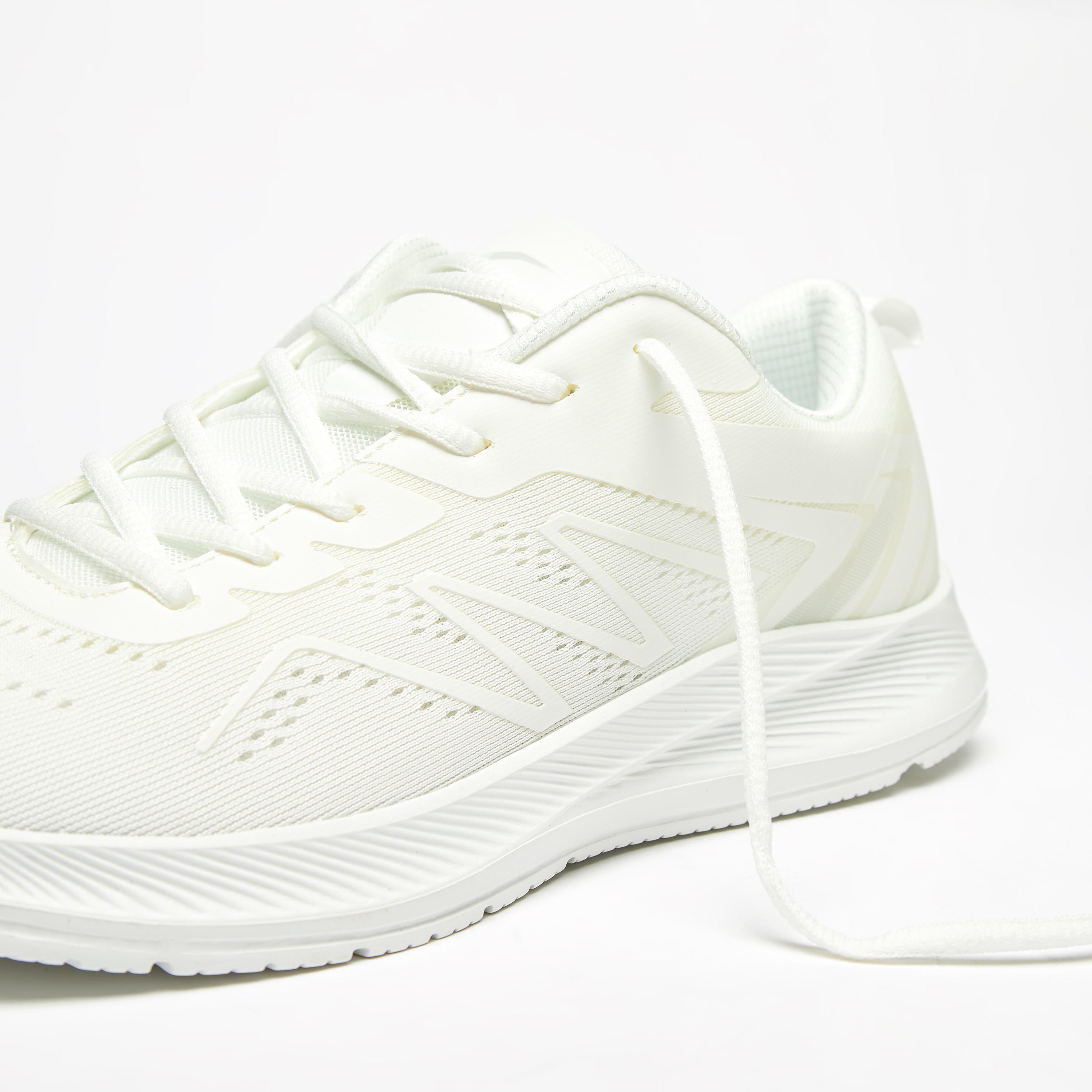 Dash Textured Lace-Up Lightweight Sneakers-sports-men-shoes-image-6