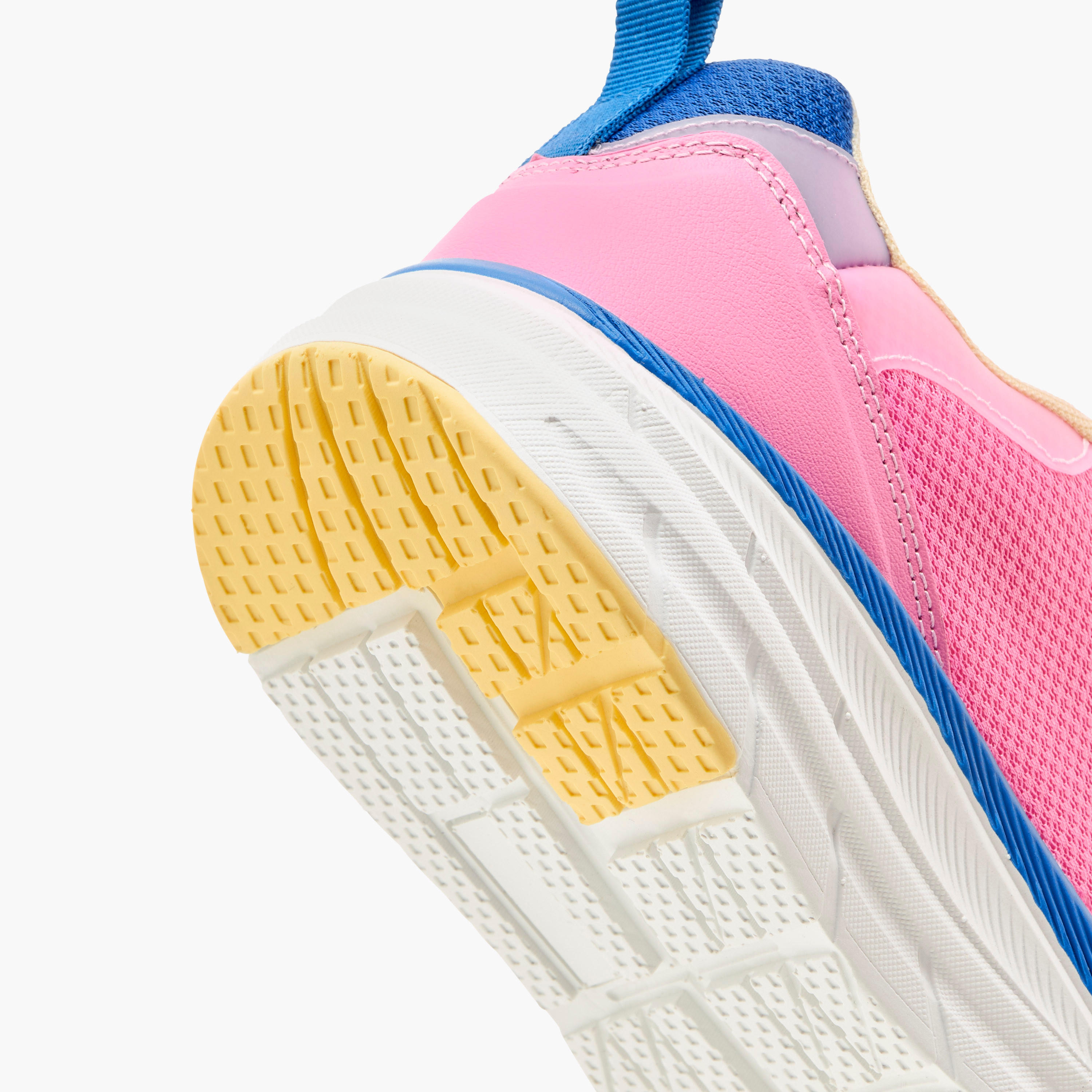 حذاء رياضي بقوالب ملونة ورباط إغلاق من داش-women-shoes-sneakers-image-10
