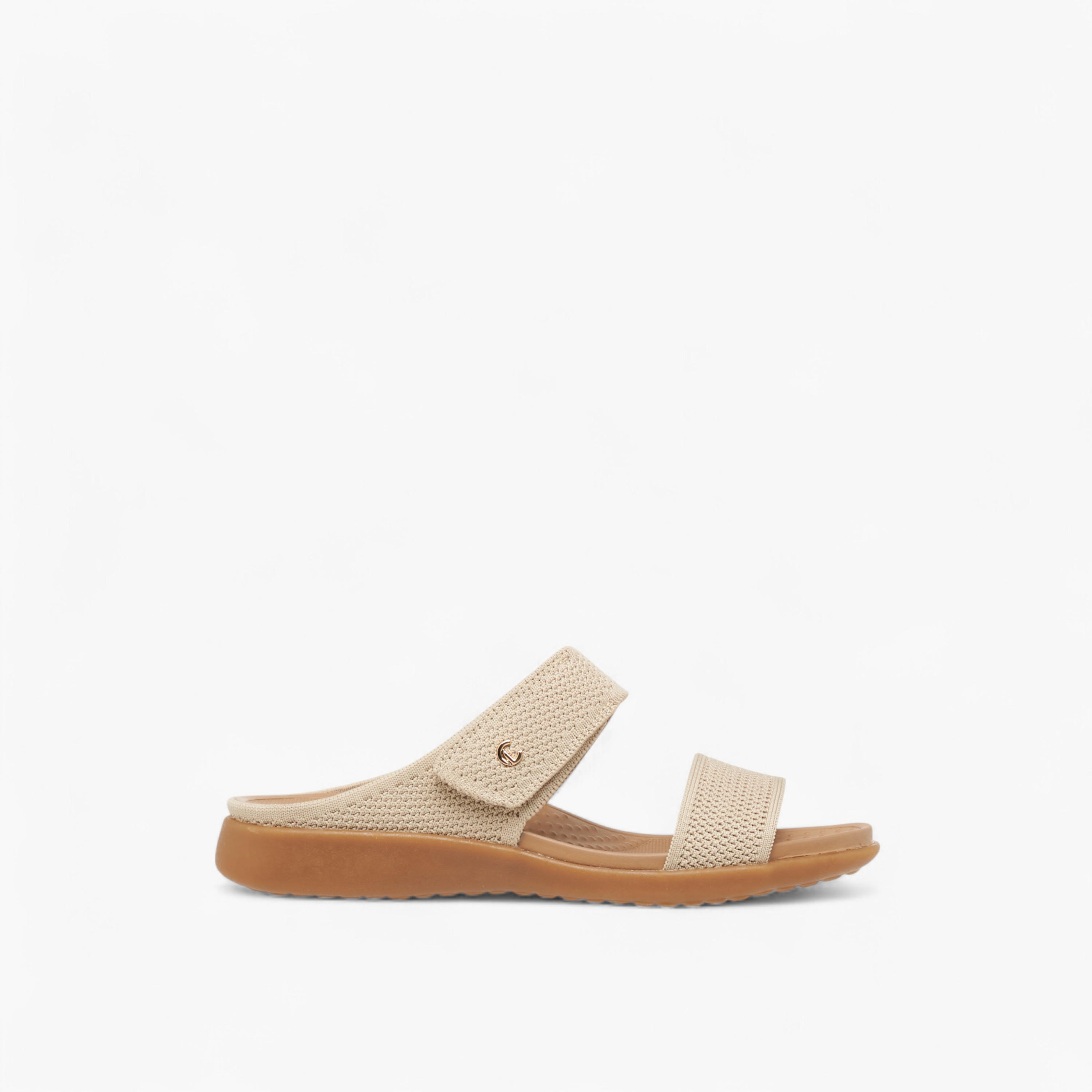 صندل مريح سهل الارتداء بارز الملمس من لو كونفورت-women-shoes-sandals-heeled-image-2