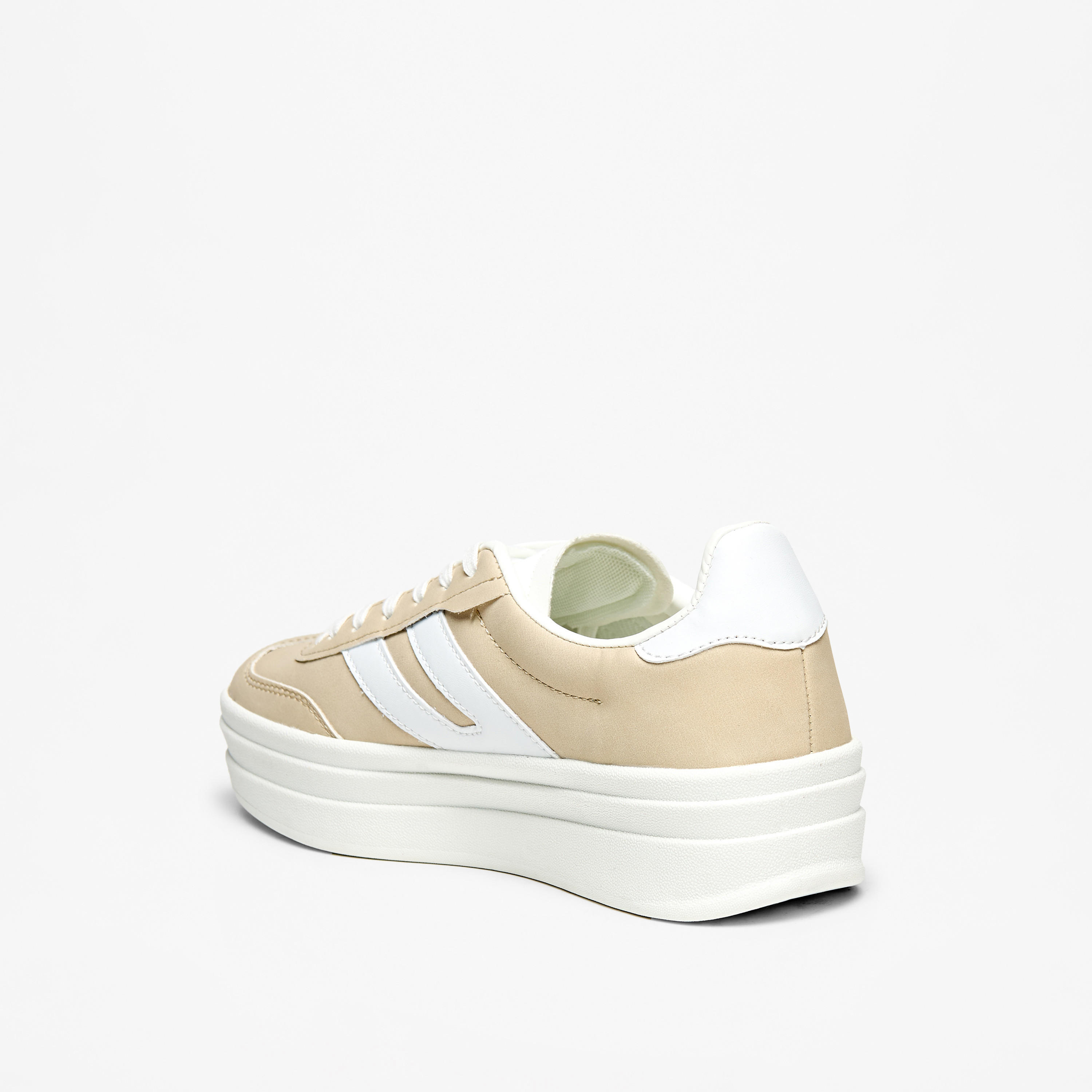 حذاء سنيكرز متعدد التصاميم برباط إغلاق وكاحل منخفض من فلورا بيلا-women-shoes-sneakers-image-2