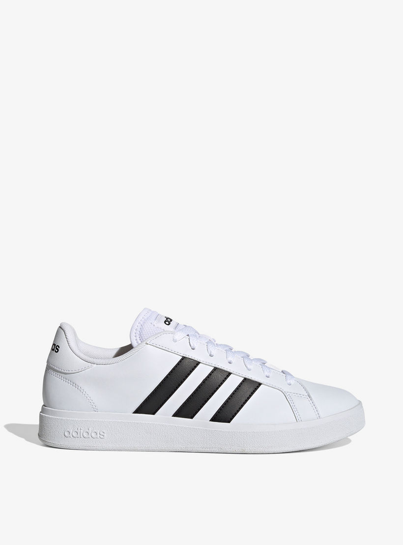 حذاء سنيكرز برباط للرجال من أديداس-men-shoes-sneakers-image-2