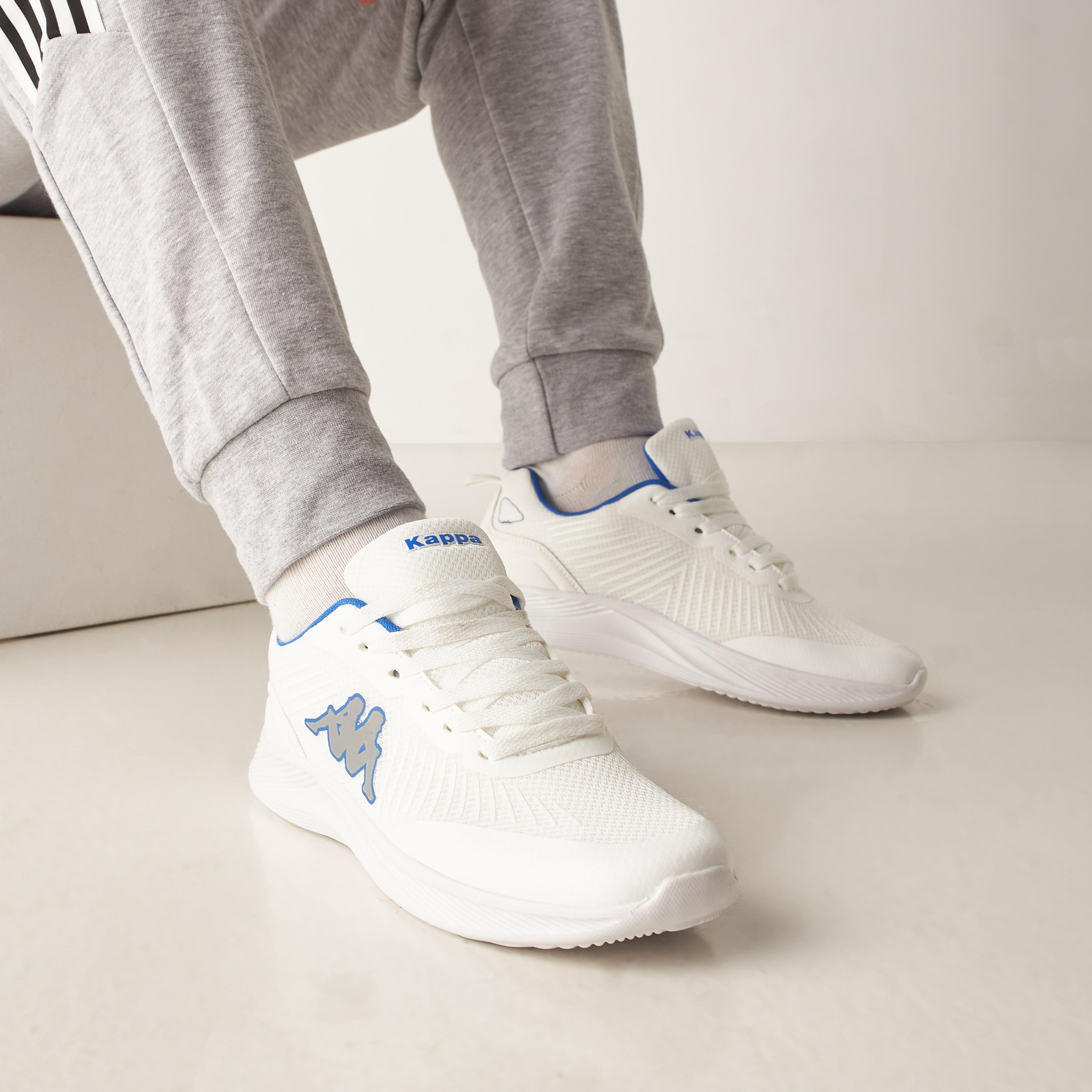 حذاء رياضي للرجال برباط وبطانة من كابا-sports-men-shoes-image-2