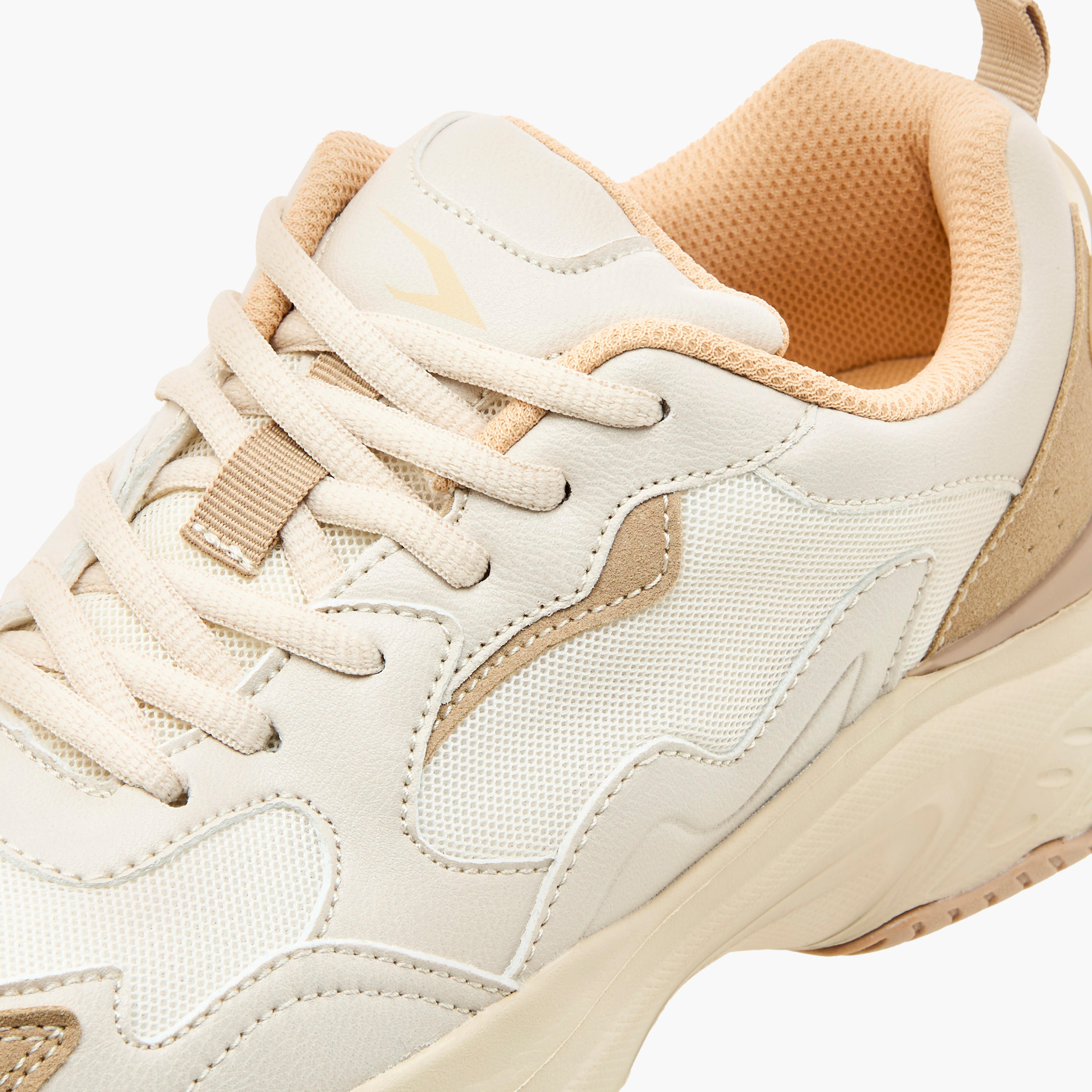 حذاء رياضي متعدد التصاميم برباط إغلاق من داش-women-shoes-sneakers-image-8