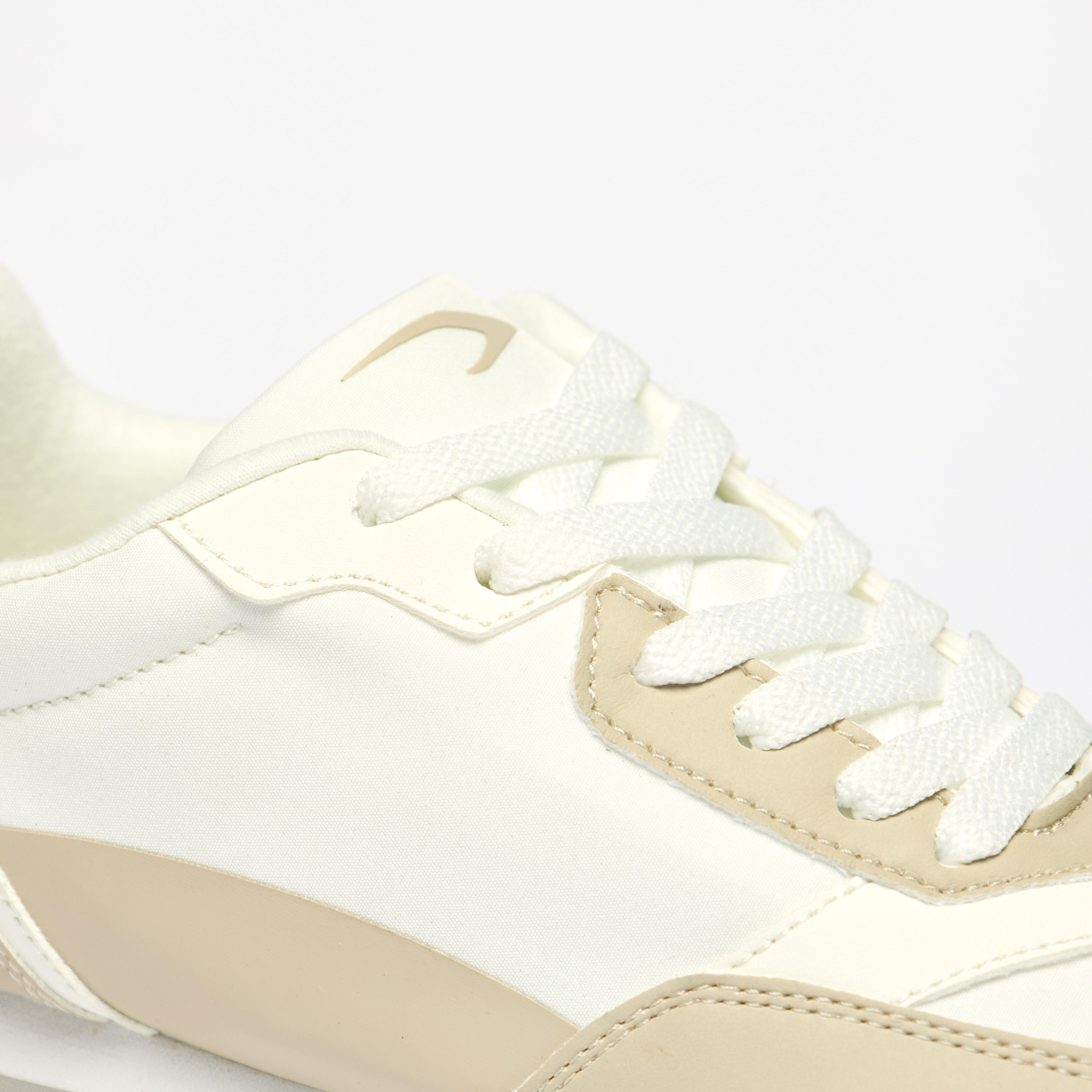Dash Colourblock Lightweight Sneakers with Lace-Up Closure-women-shoes-sneakers-image-5