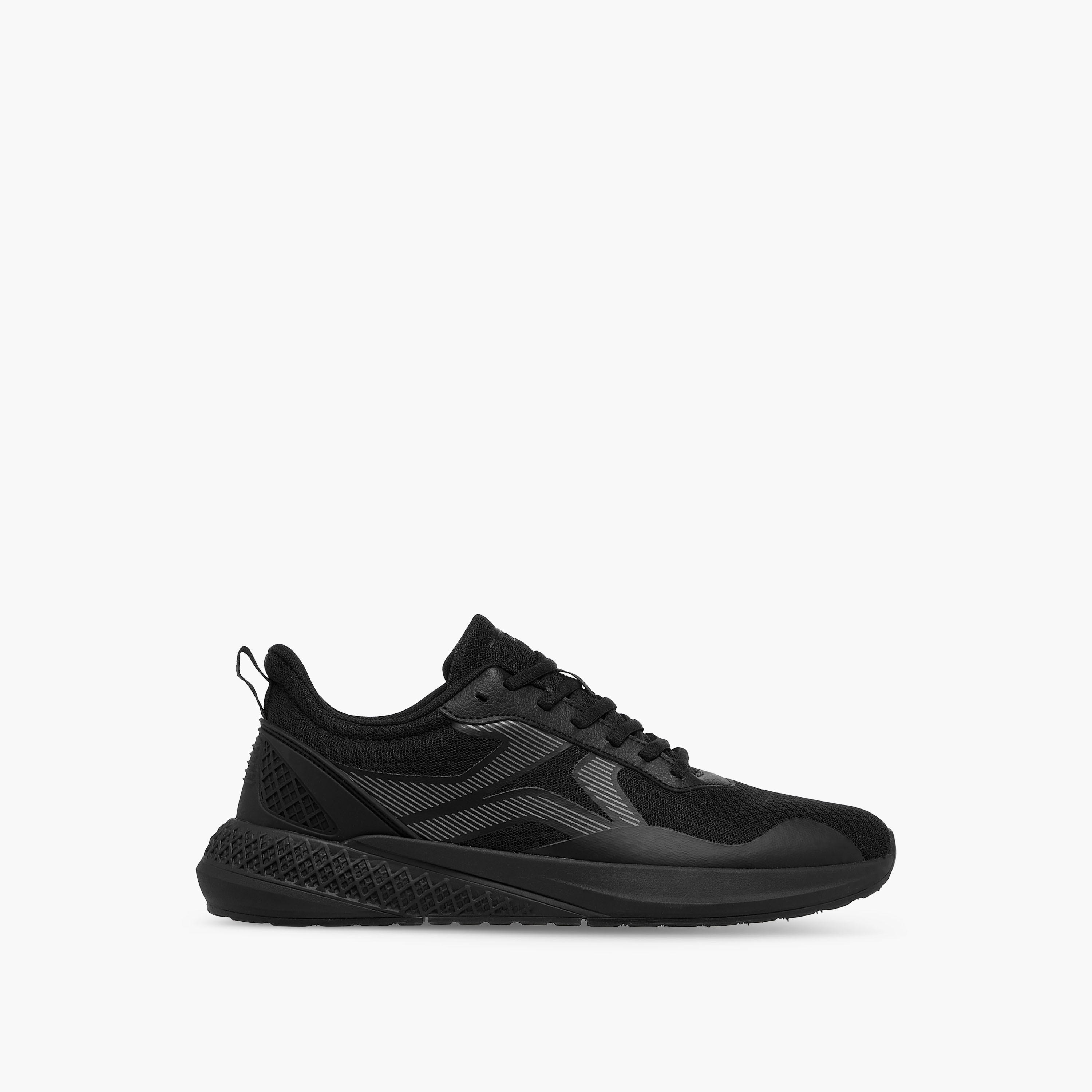 حذاء رياضي بألواح ورباط إغلاق من داش-sports-men-shoes-image-5