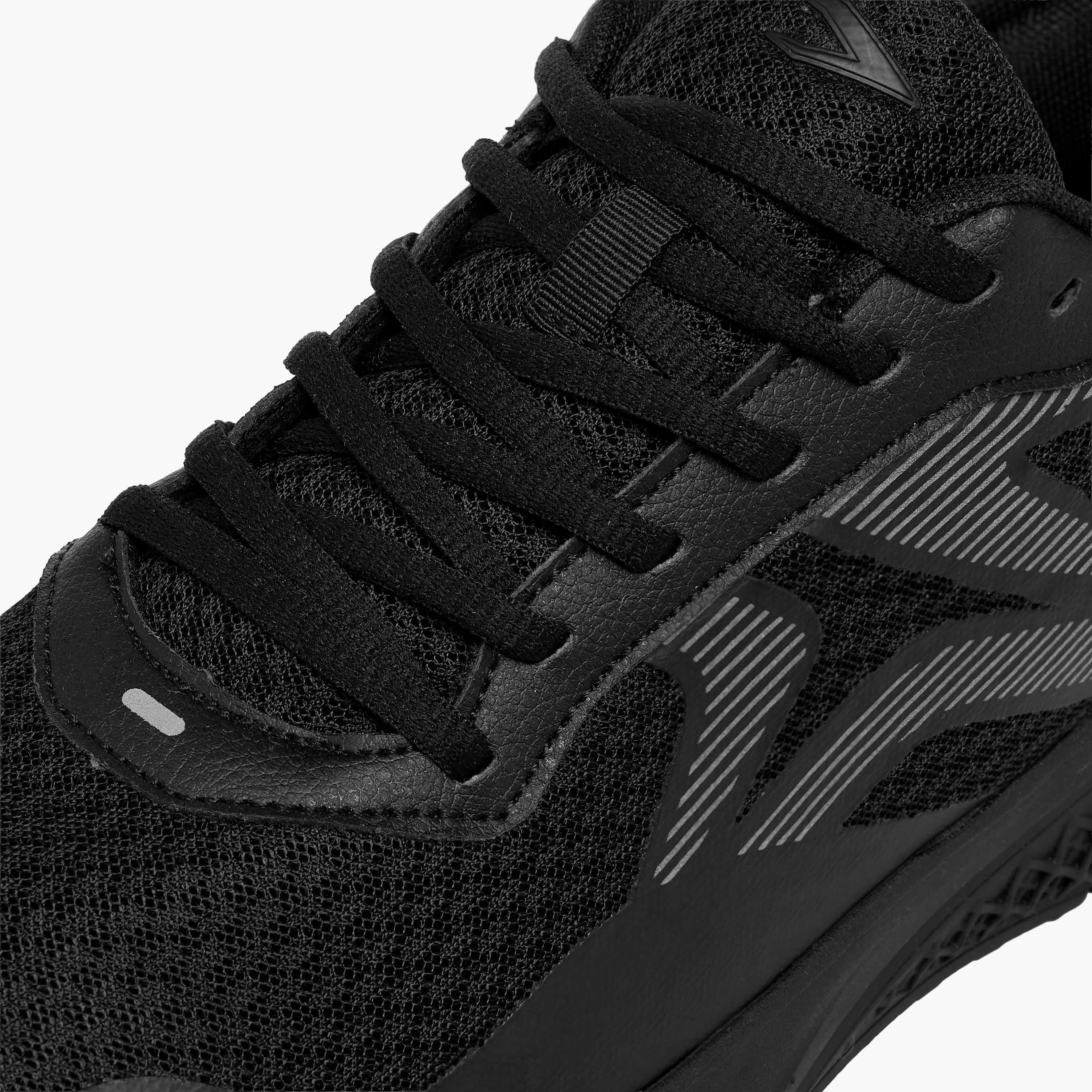 حذاء رياضي بألواح ورباط إغلاق من داش-sports-men-shoes-image-6