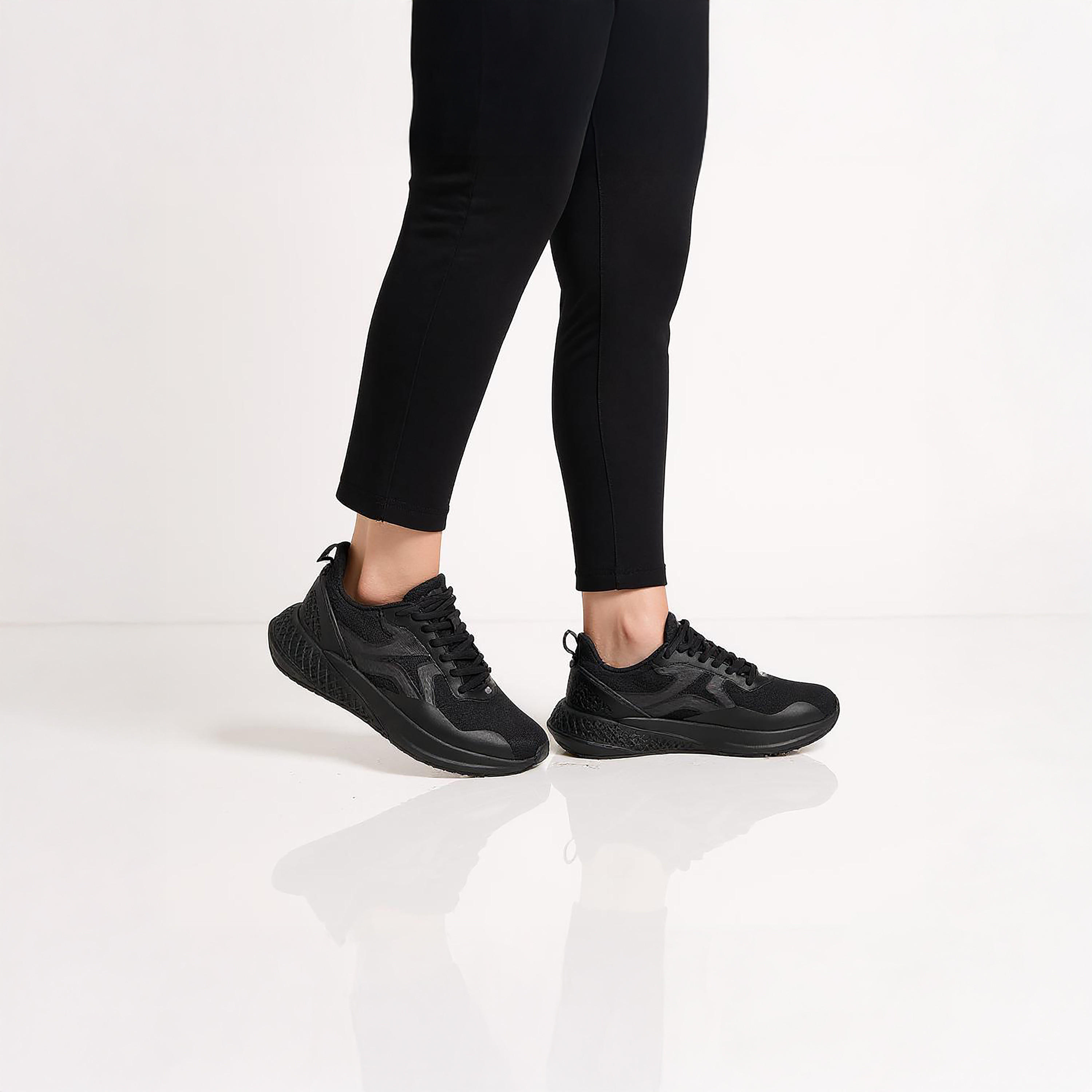 Dash Panelled Sports Shoes with Lace-Up Closure-women-shoes-sports-image-3