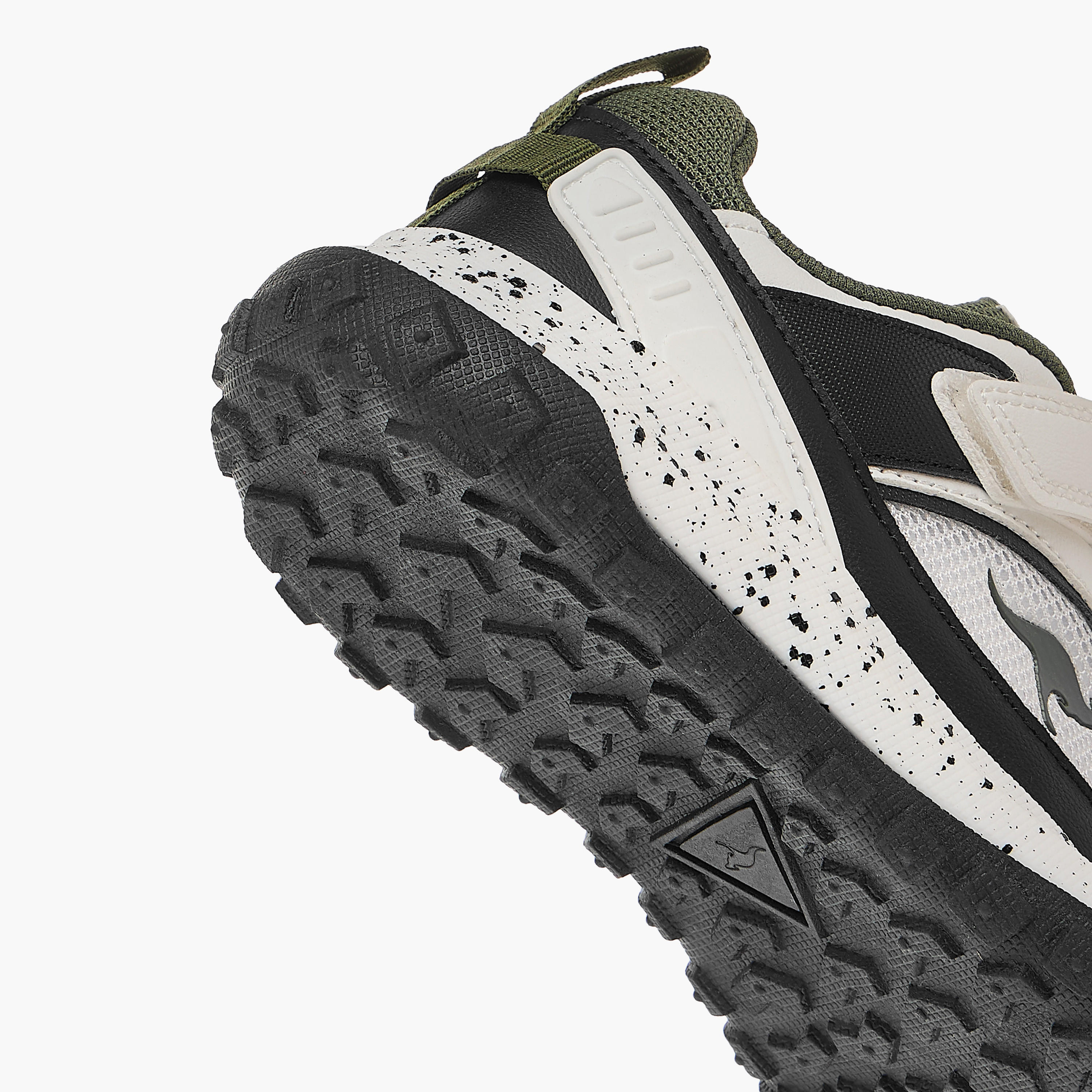 KangaROOS Kids' Logo Detail Sports Shoes with Hook and Loop Closure-boys-shoes-sneakers-image-5