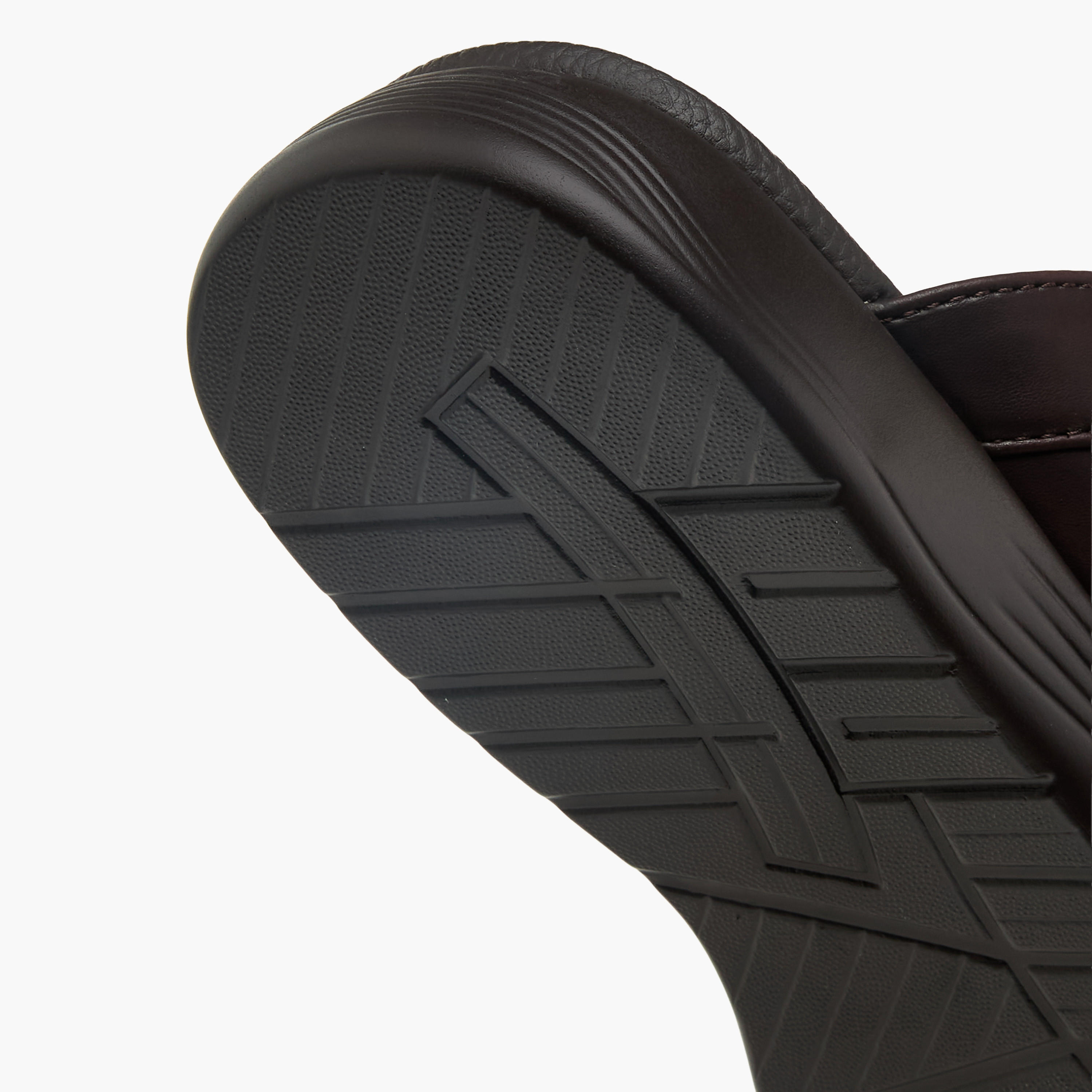 صندل سهل الارتداء للرجال من أل بي أل من شو إكسبريس-men-shoes-sandals-image-6