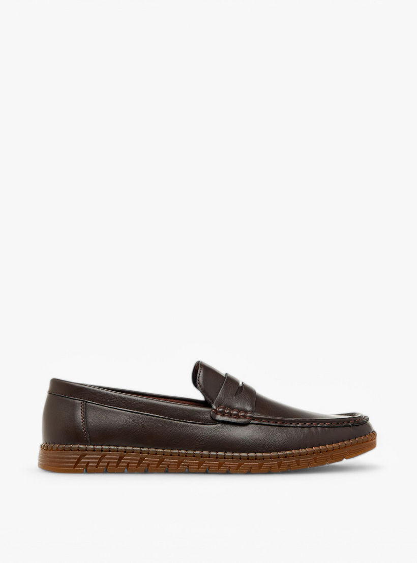 LBL by Shoexpress Textured Slip-On Moccasins with Cutout Detail-men-shoes-loafersandmoccasins-image-3