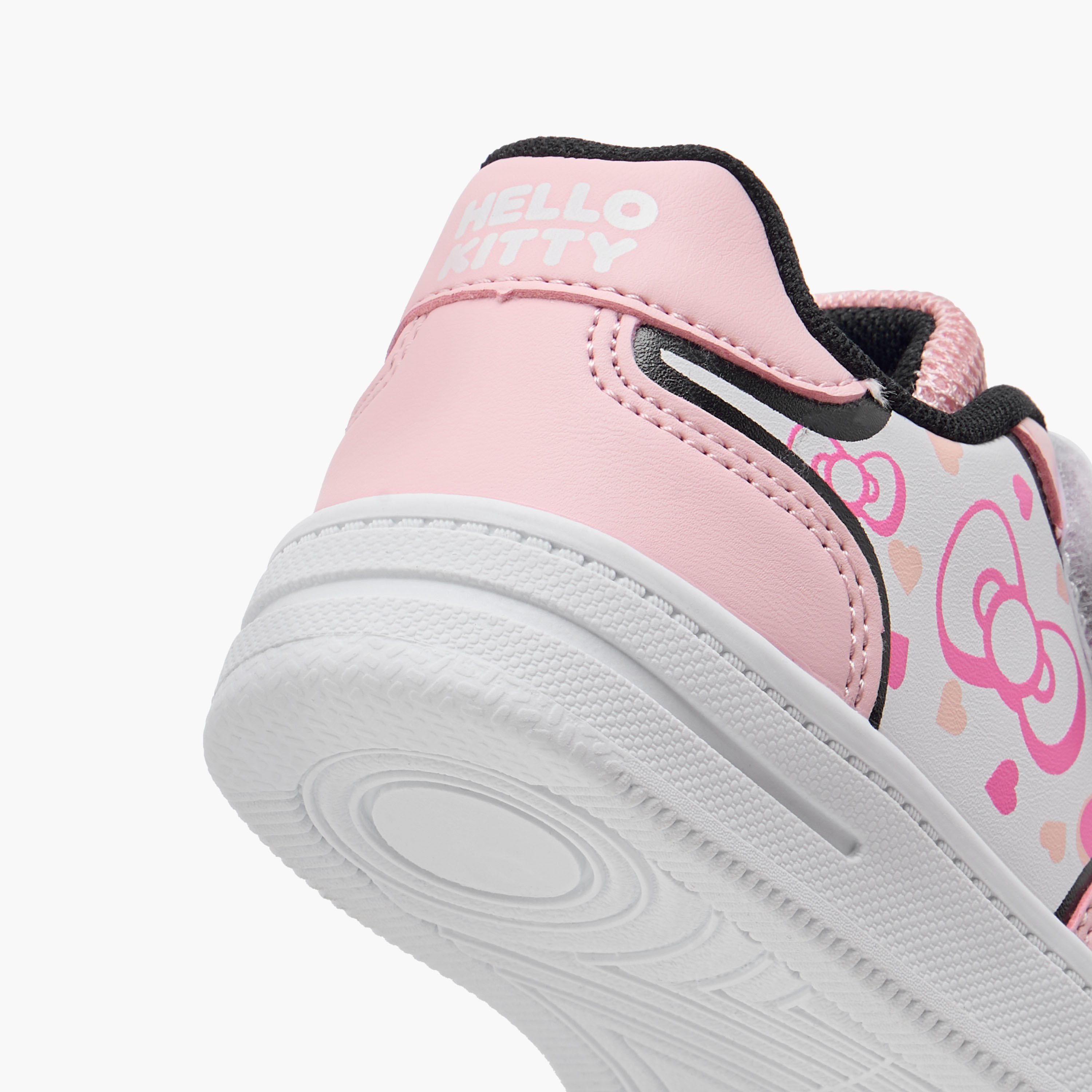 حذاء سنيكرز بشريط إغلاق لاصق وطبعات هيلو كيتي-girls-shoes-sneakers-image-1