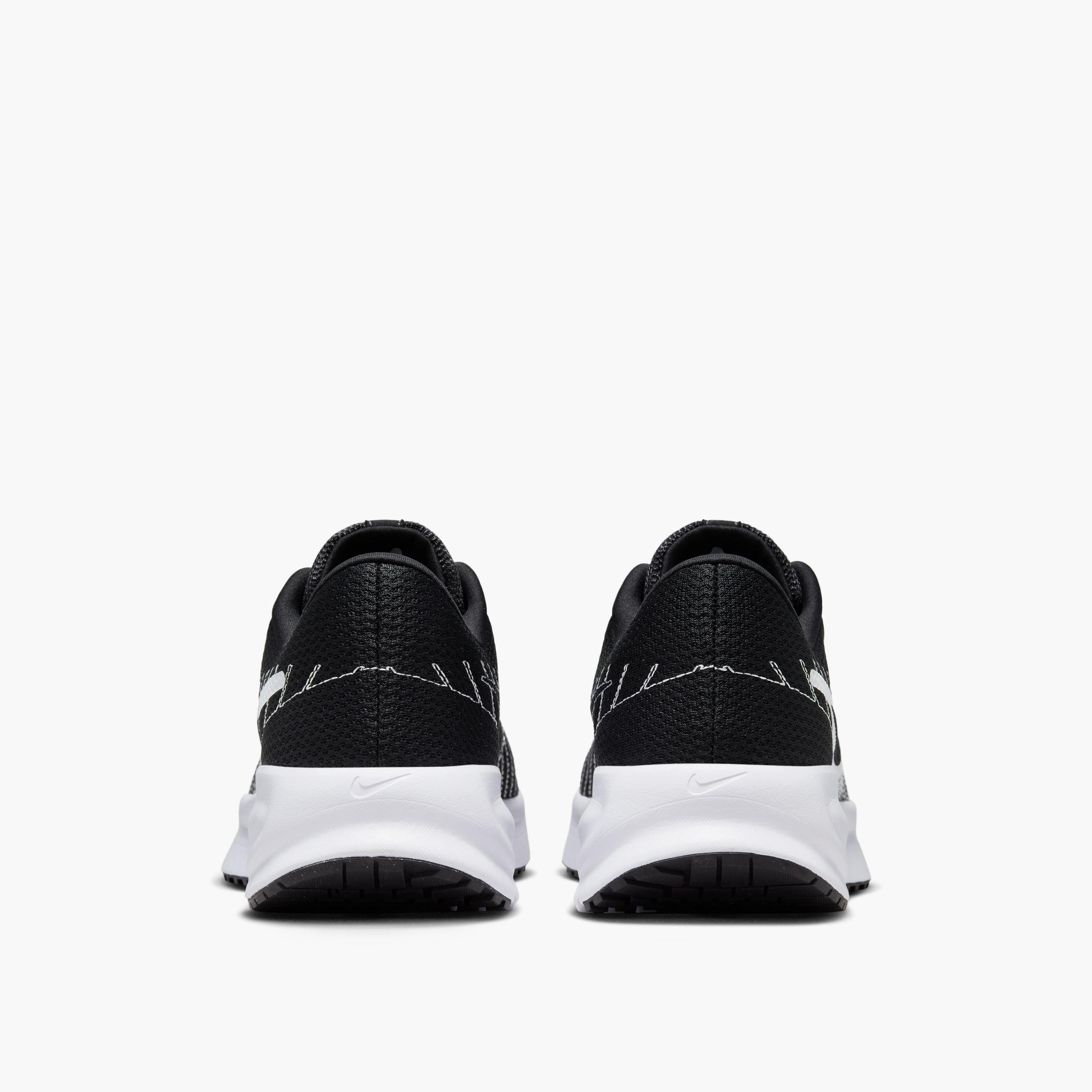 حذاء جري برباط إغلاق "رن ديفاي" للرجال من نايك-men-shoes-sports-image-4