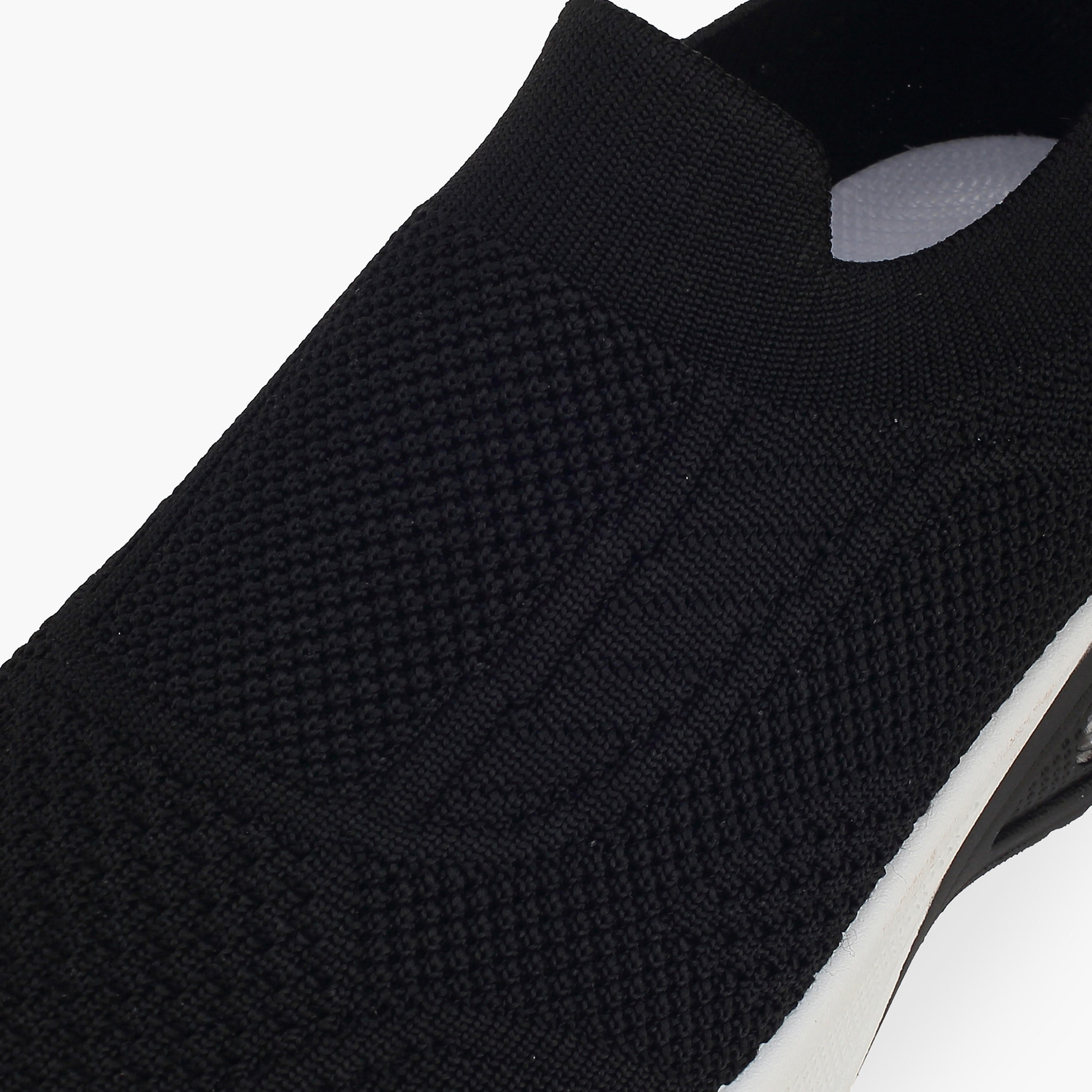 Oaklan by Shoexpress Boys Slip-On Sports Shoes-boys-shoes-sports-image-4