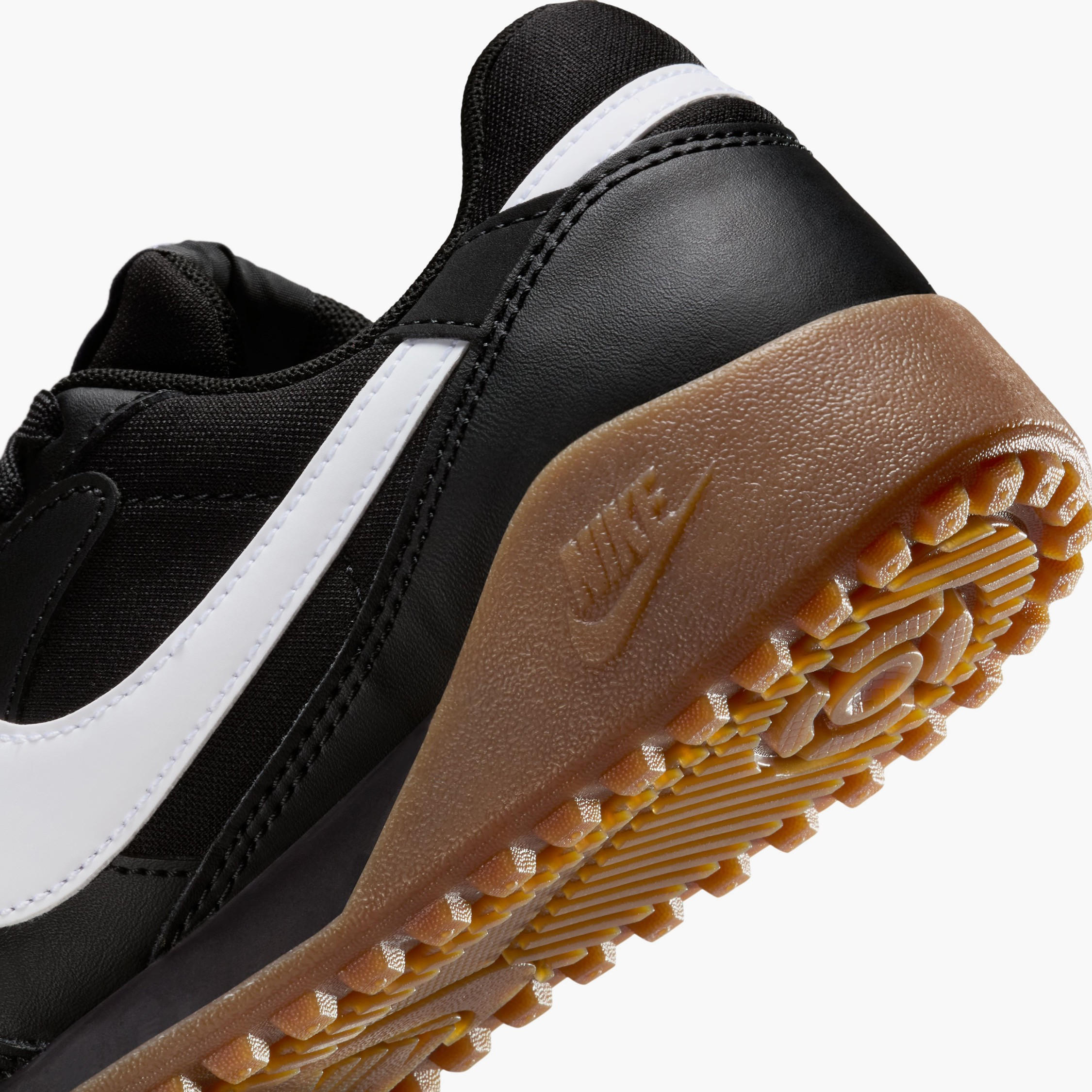 حذاء سنيكرز برباط إغلاق "تيرا مانتا بي جي" للأولاد من نايك - HV9702-003-boys-shoes-sneakers-image-7