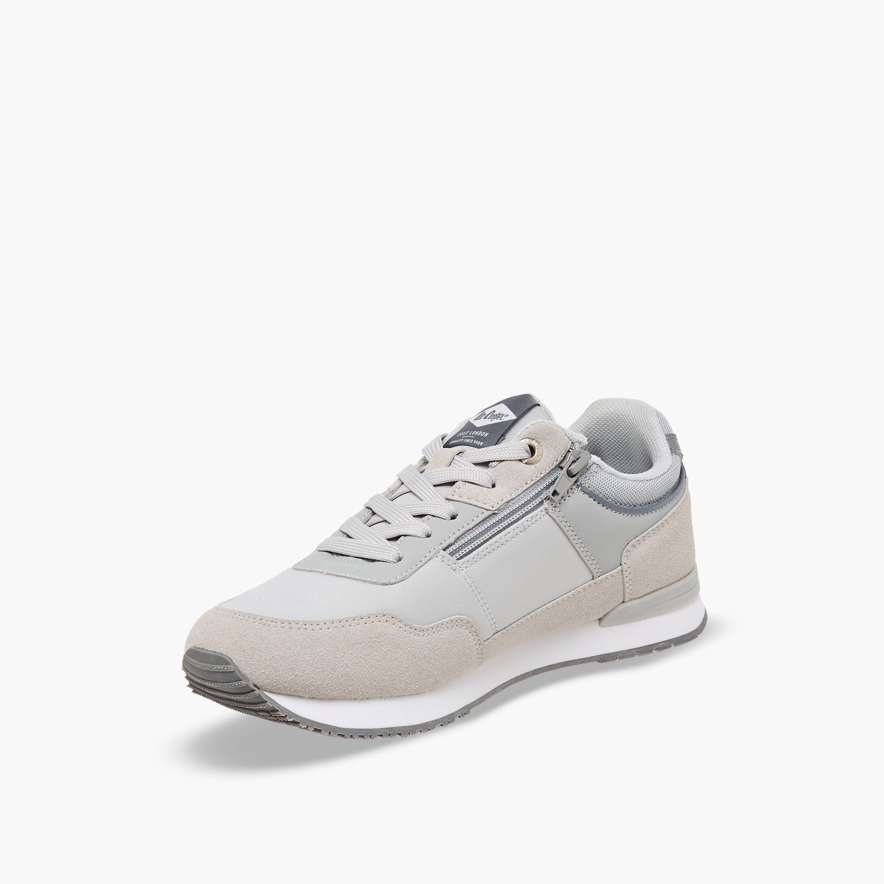 حذاء سنيكرز بطول الكاحل ورباط إغلاق للأولاد من لي كوبر-boys-shoes-sneakers-image-3
