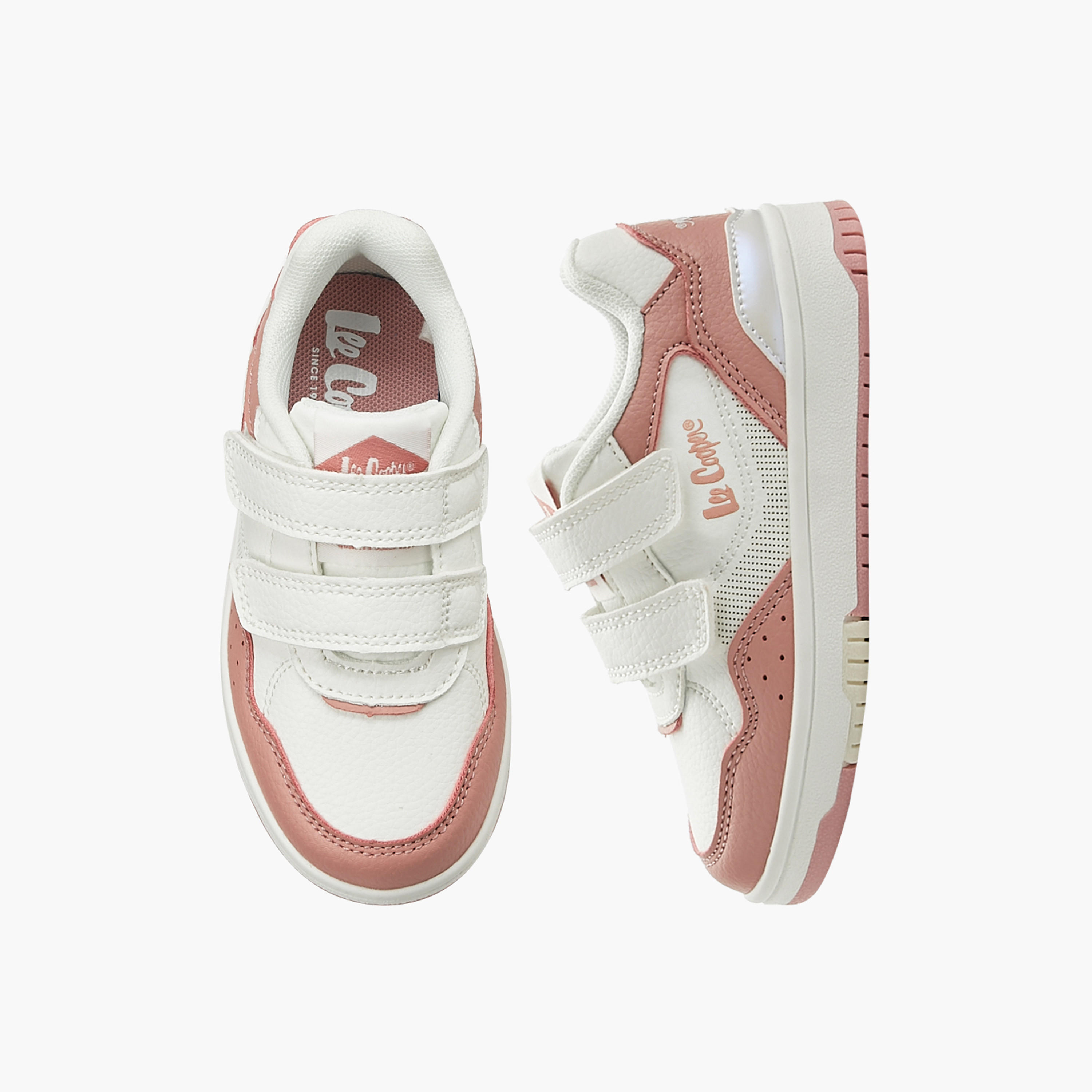 حذاء سنيكرز بشريط إغلاق لاصق للبنات من لي كوبر-girls-shoes-sneakers-image-5