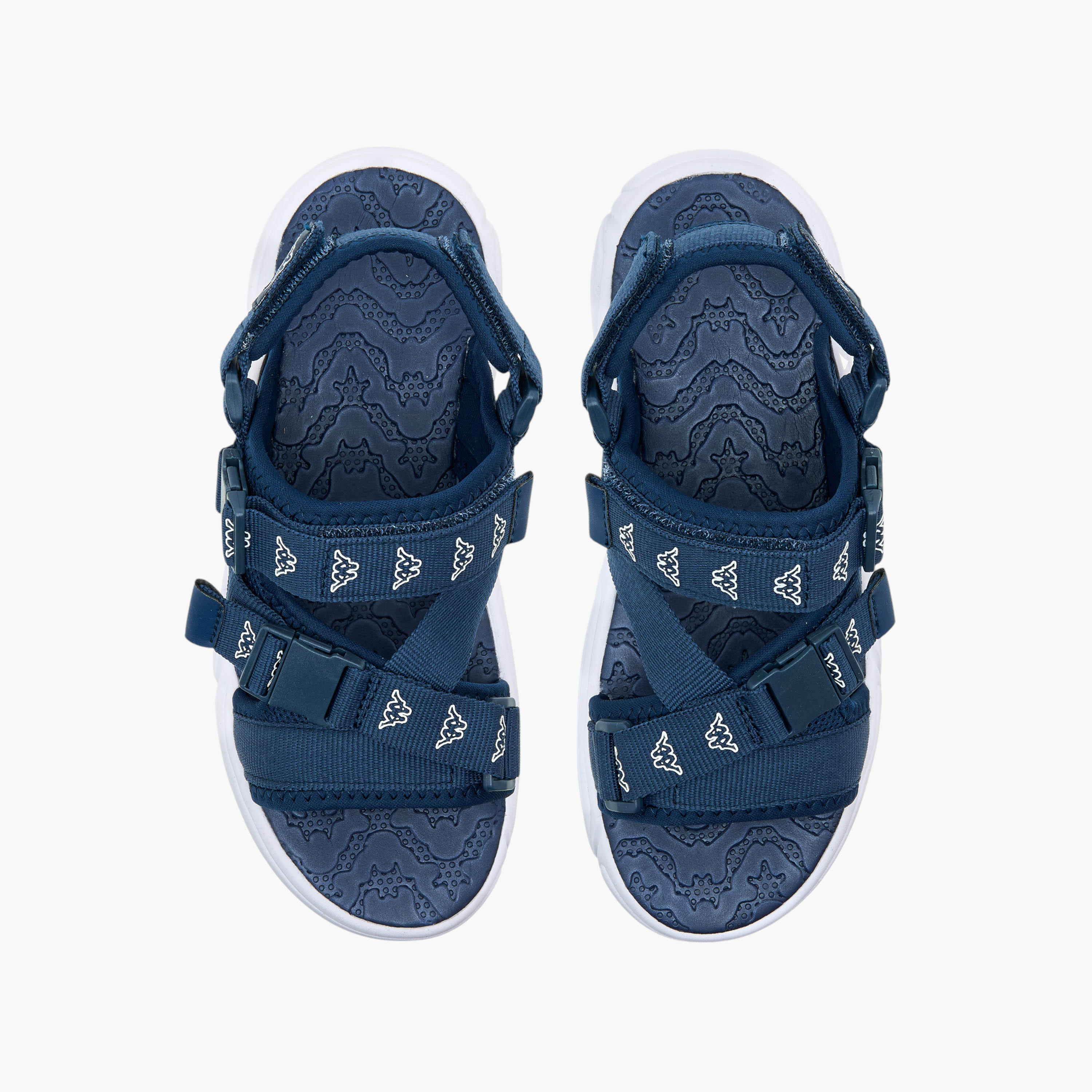 صندل مسطح بطبعات شعار وشريط إغلاق للأولاد من كابا-boys-shoes-sandals-image-1