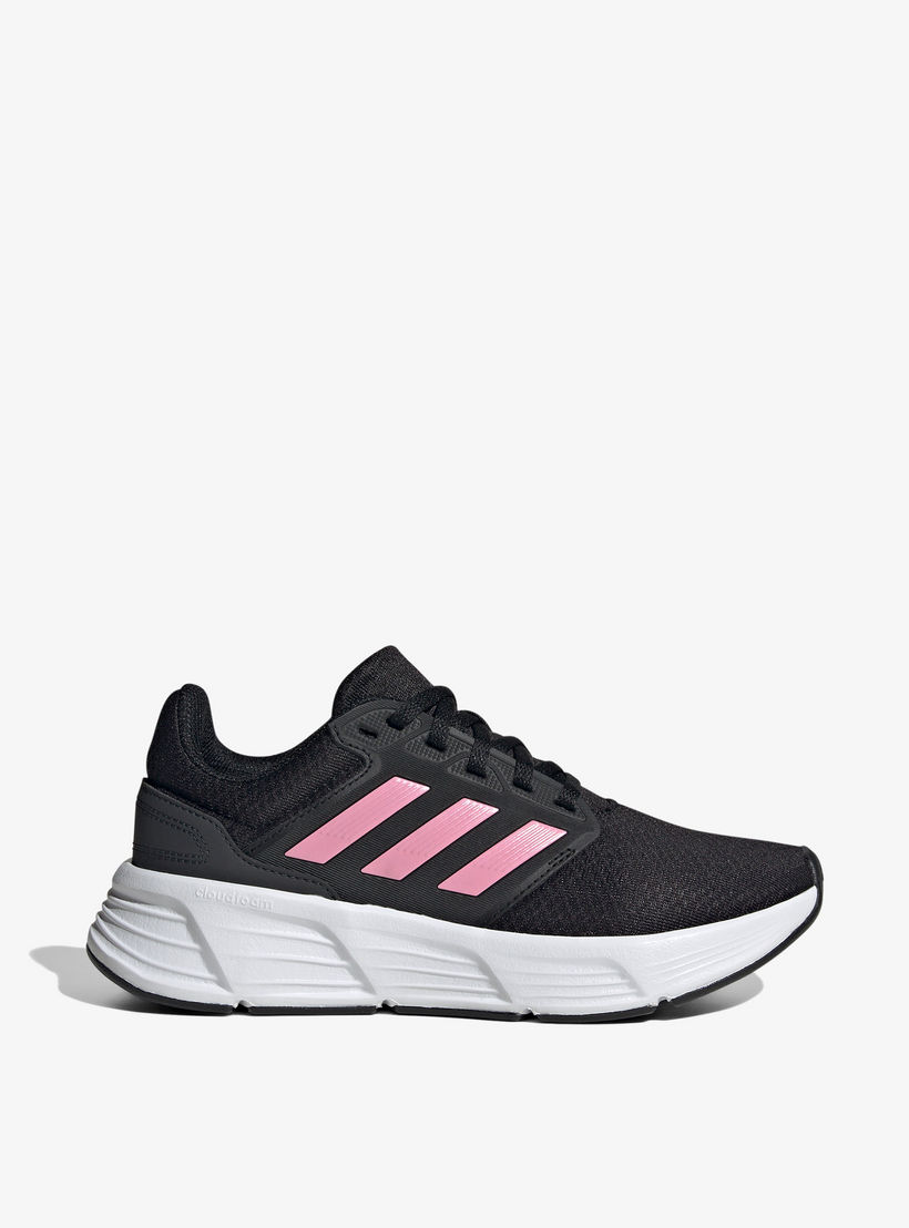 حذاء رياضي بارز الملمس برباط إغلاق للنساء من أديداس - GALAXY 6 W-sports-women-shoes-image-2