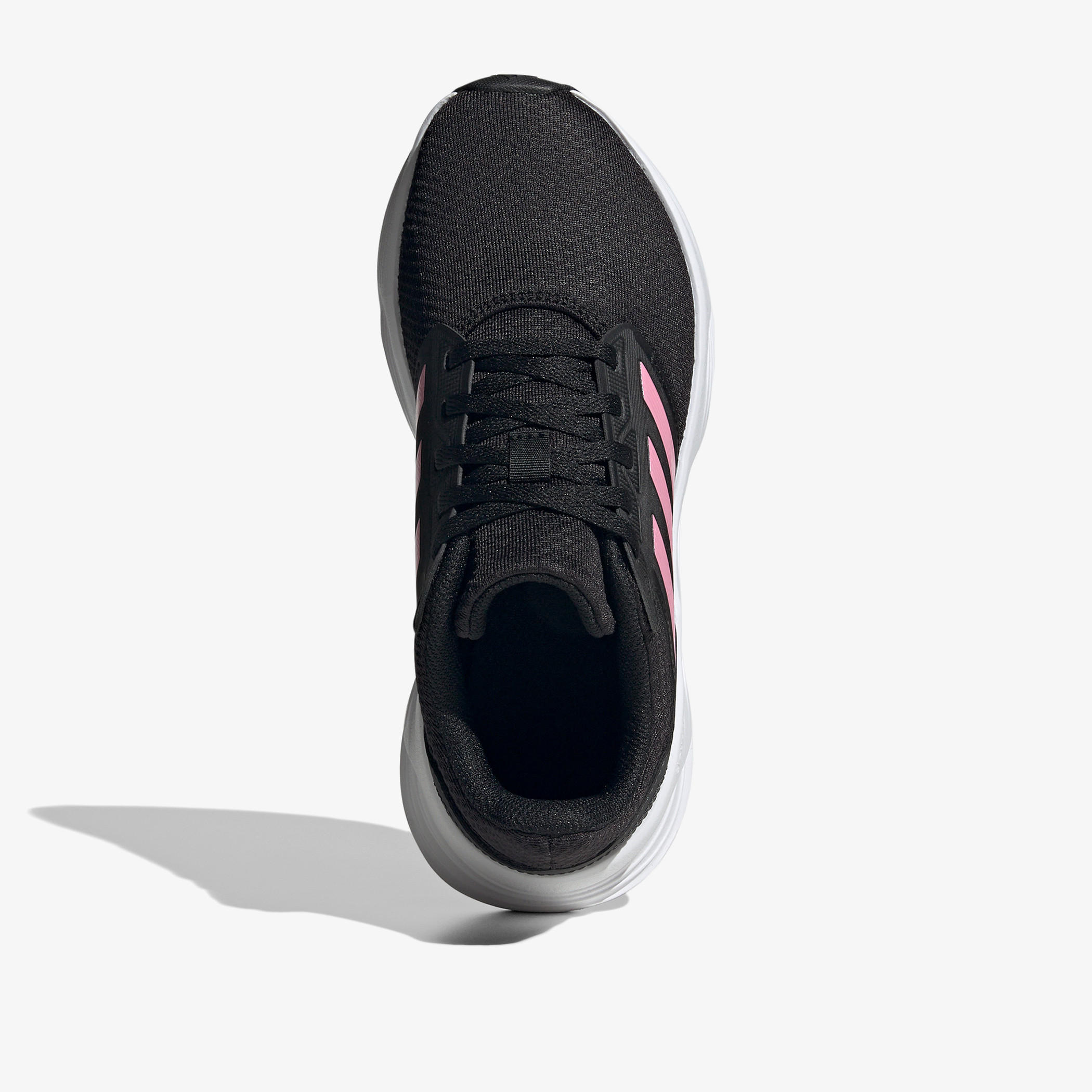 حذاء رياضي بارز الملمس برباط إغلاق للنساء من أديداس - GALAXY 6 W-sports-women-shoes-image-3