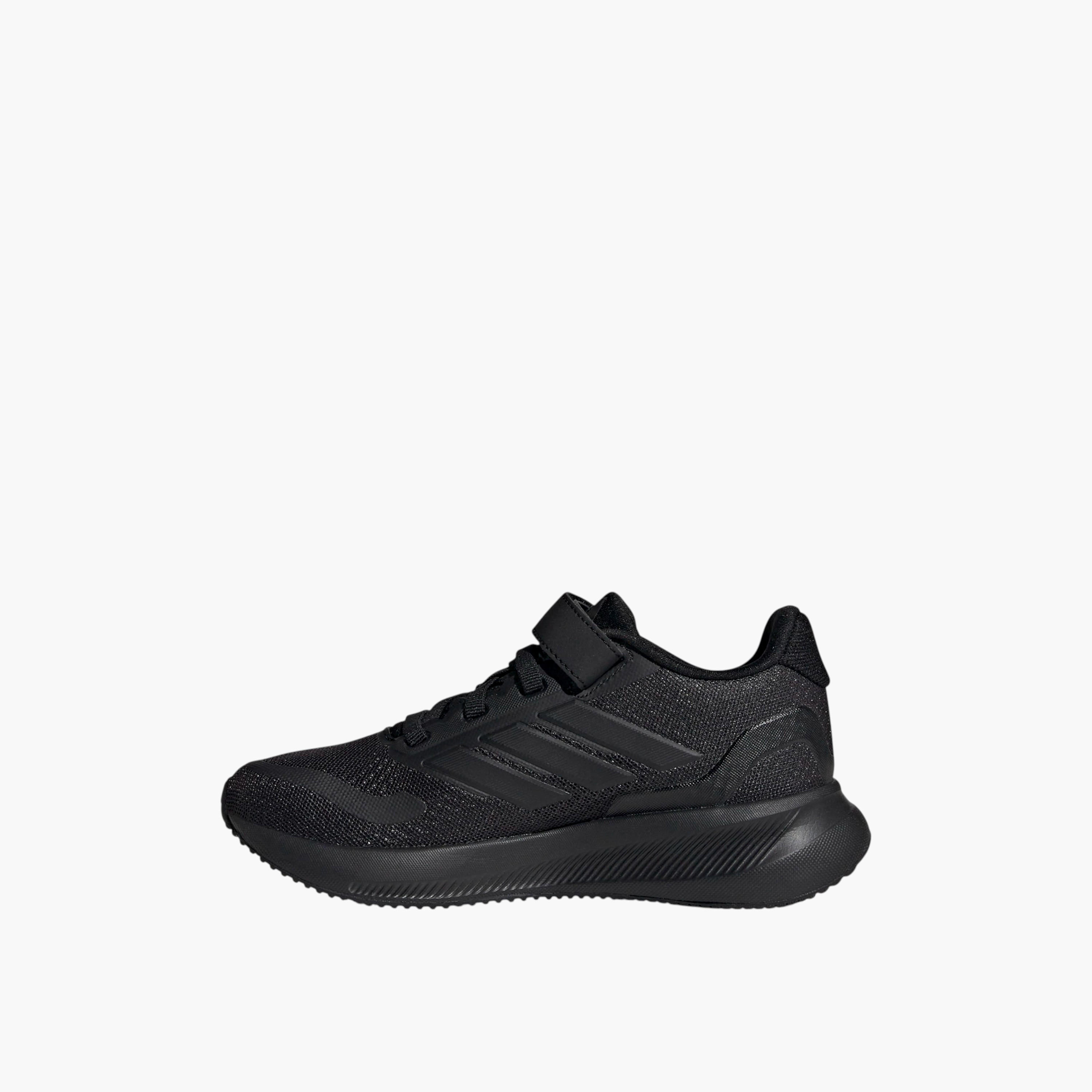 حذاء مدرسي خفيف الوزن بشريط إغلاق رن فالكون 5 إي أي سي سكول للأطفال من أديداس-girls-shoes-schoolshoes-image-2