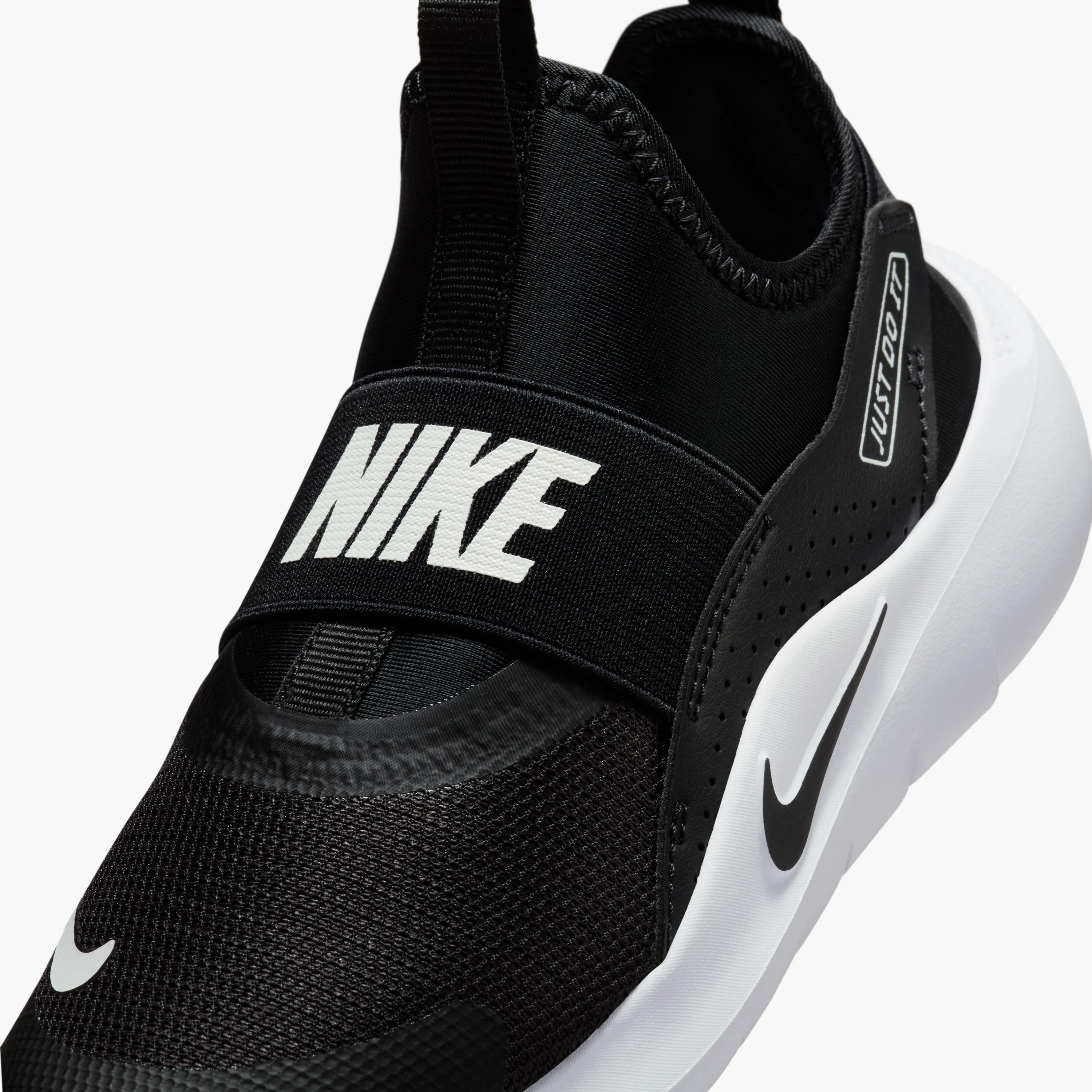 حذاء جري خفيف الوزن سهل الارتداء للأولاد من نايك-boys-shoes-sports-image-10