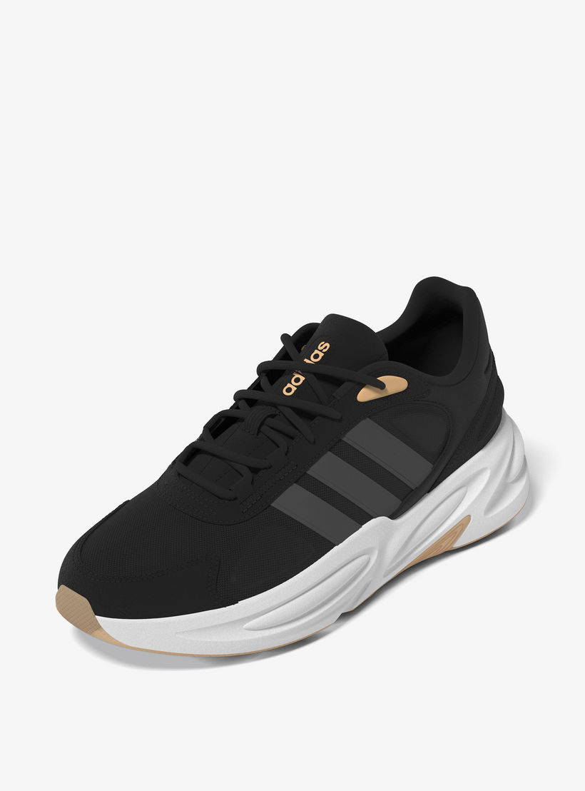 حذاء مشي بارز الملمس برباط إغلاق للرجال من كابا-women-shoes-sneakers-image-2